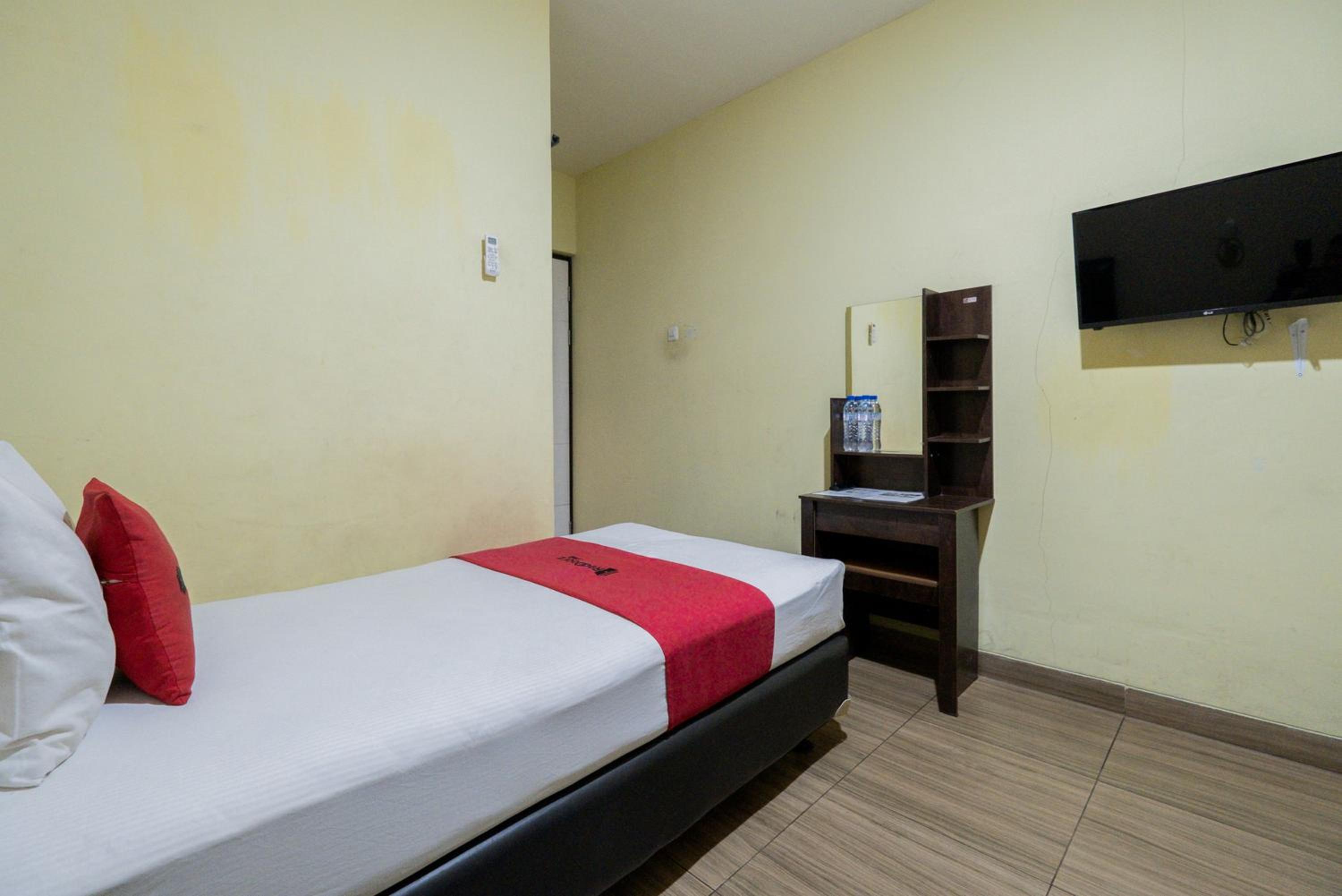 Twin Room - Photo 6
