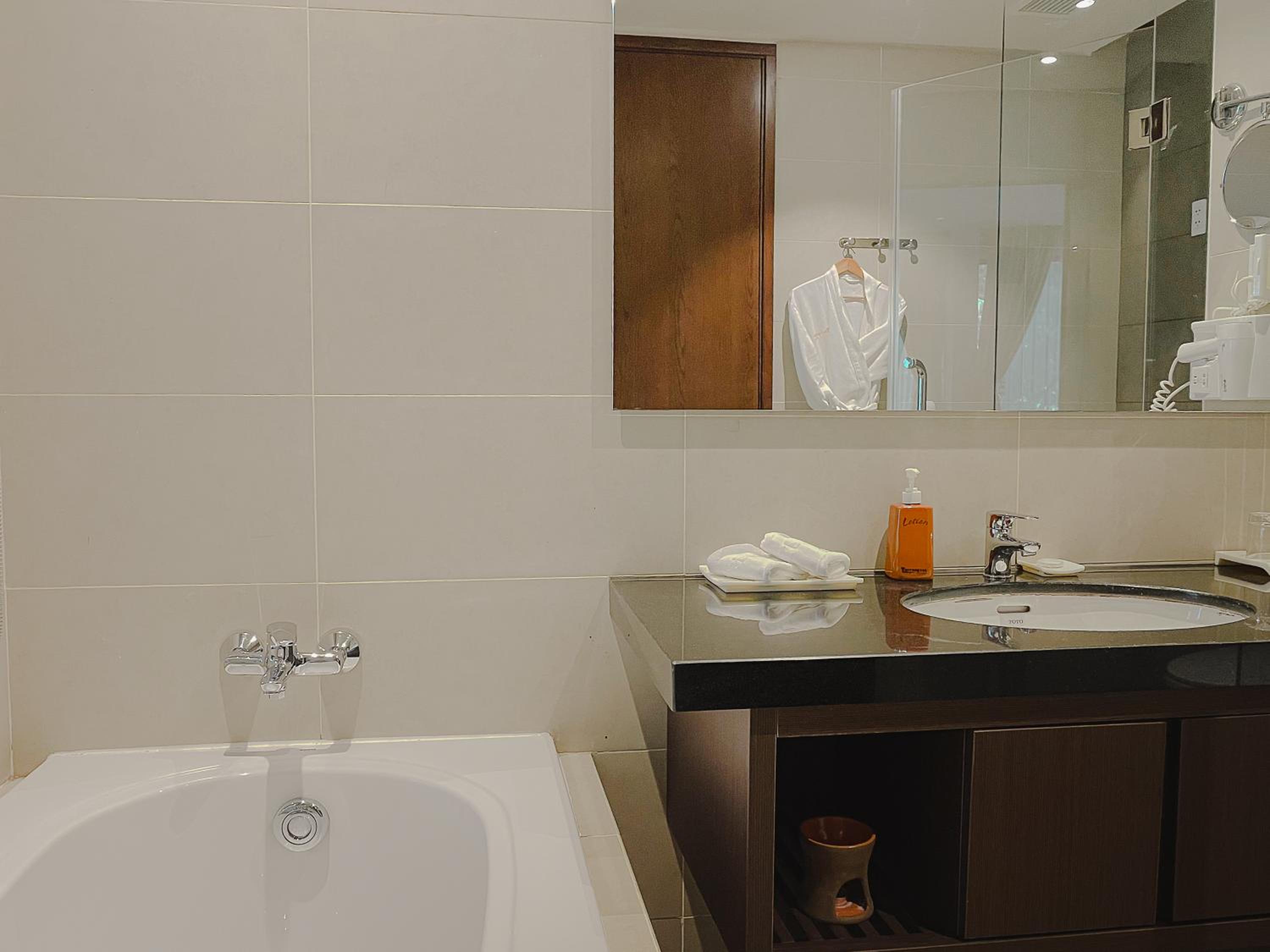 Deluxe Twin Room photo 3