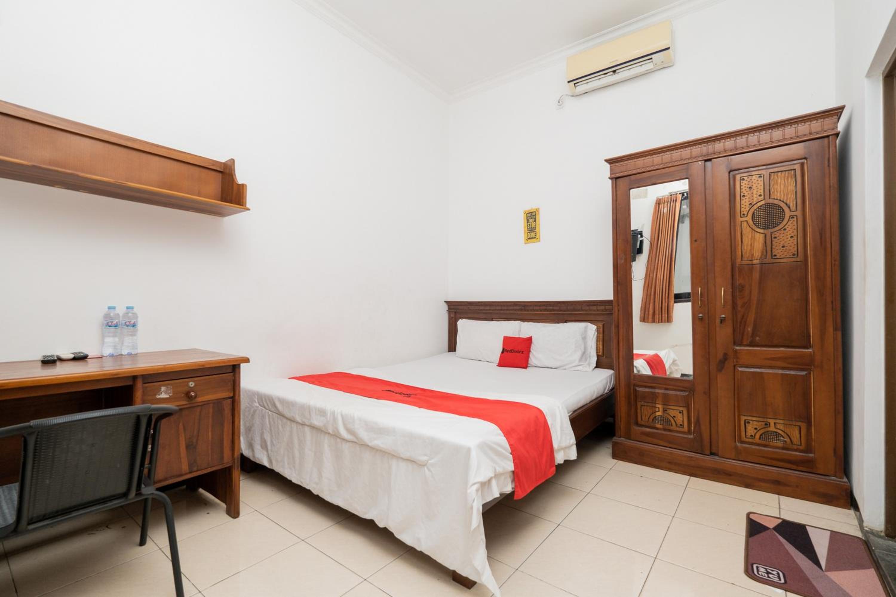 Standard Double Room - Photo 1