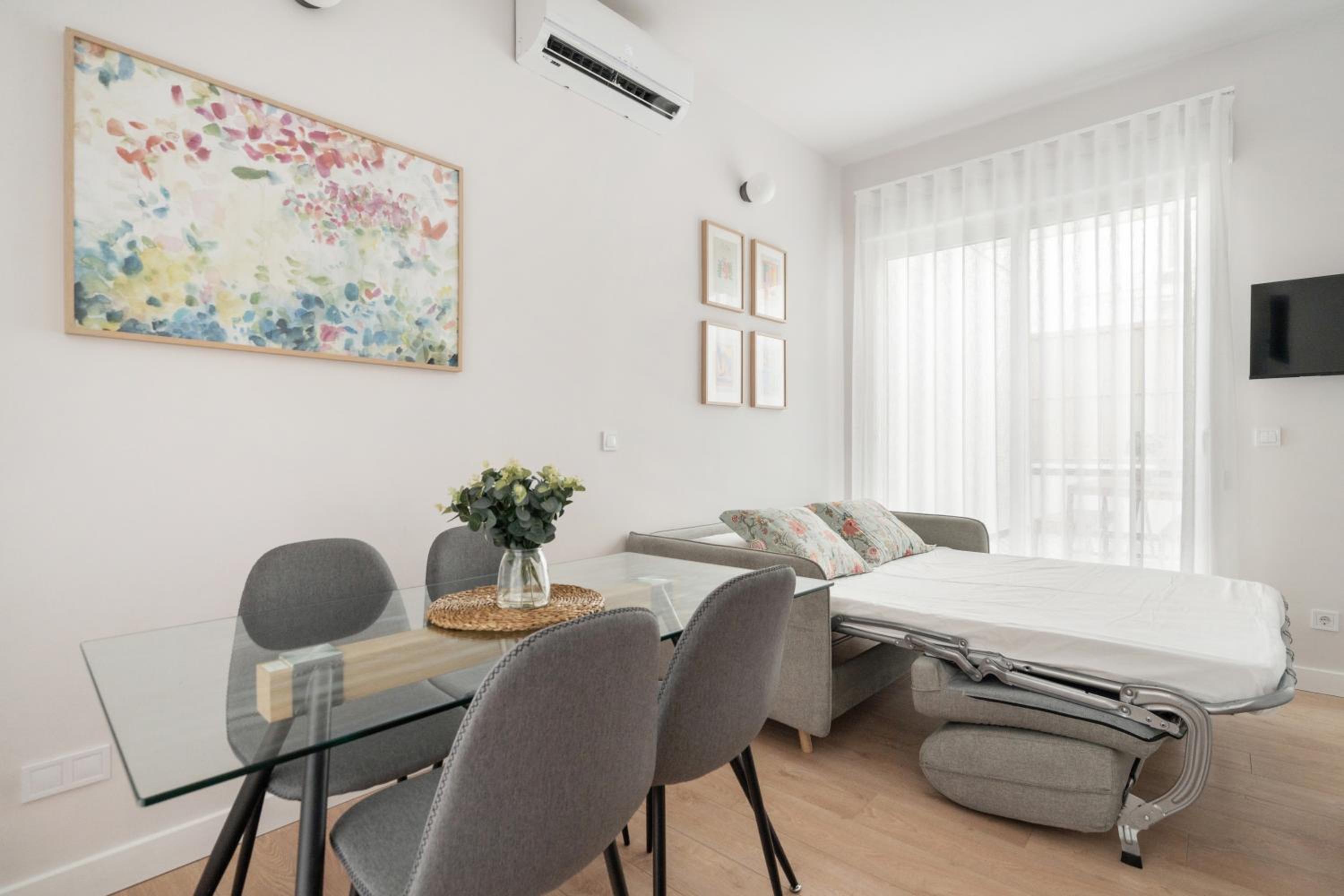 Apartment with Terrace photo 2