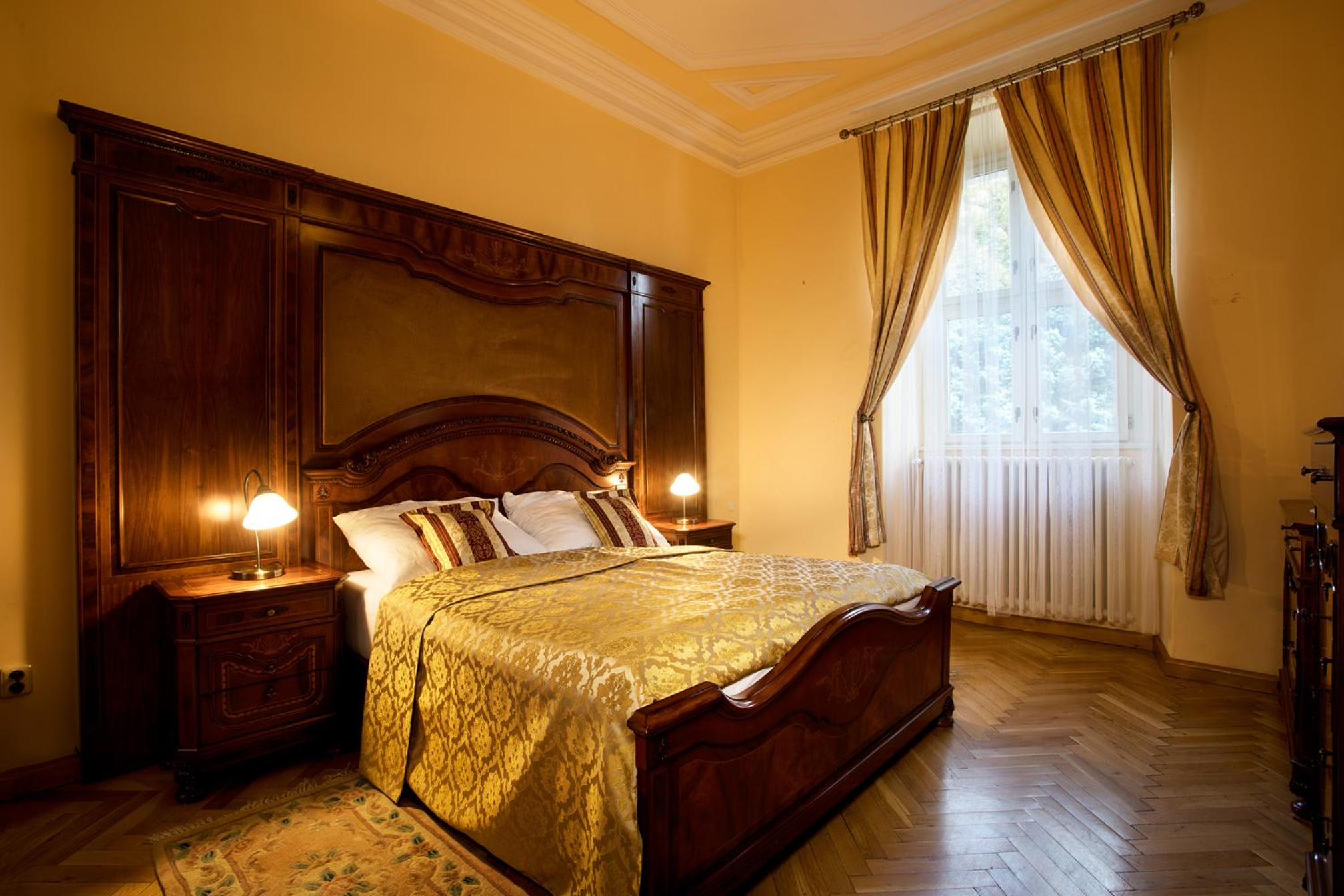 One-Bedroom Suite photo 3