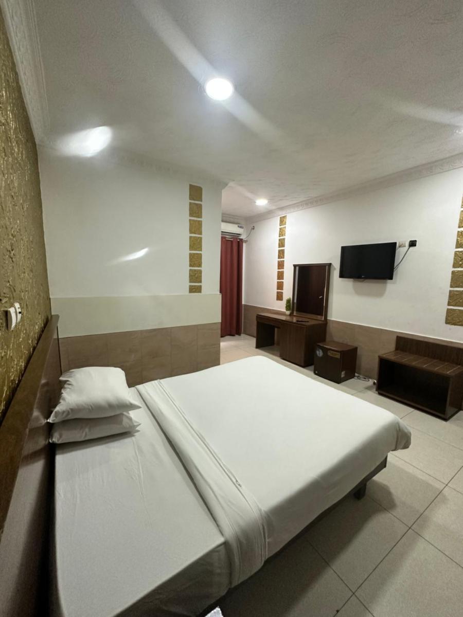 Deluxe Room (2 Adults + 1 Child) photo 1