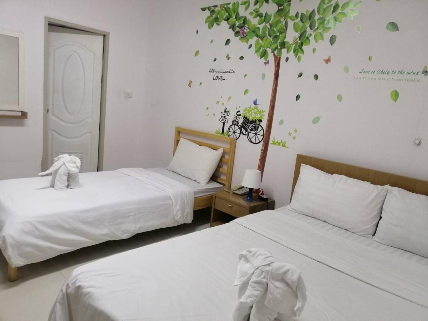 Deluxe Triple Room photo 3