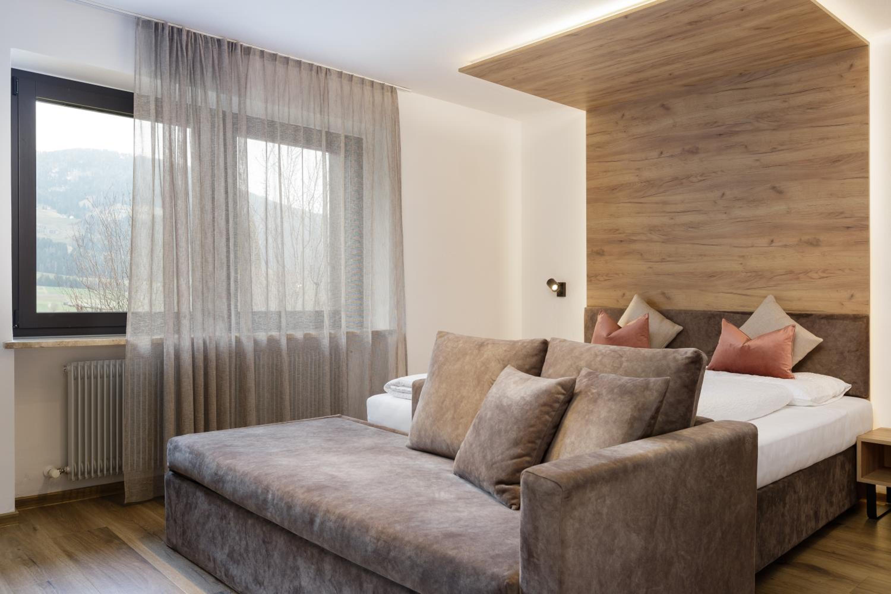 Apartment with Balcony - Photo 1