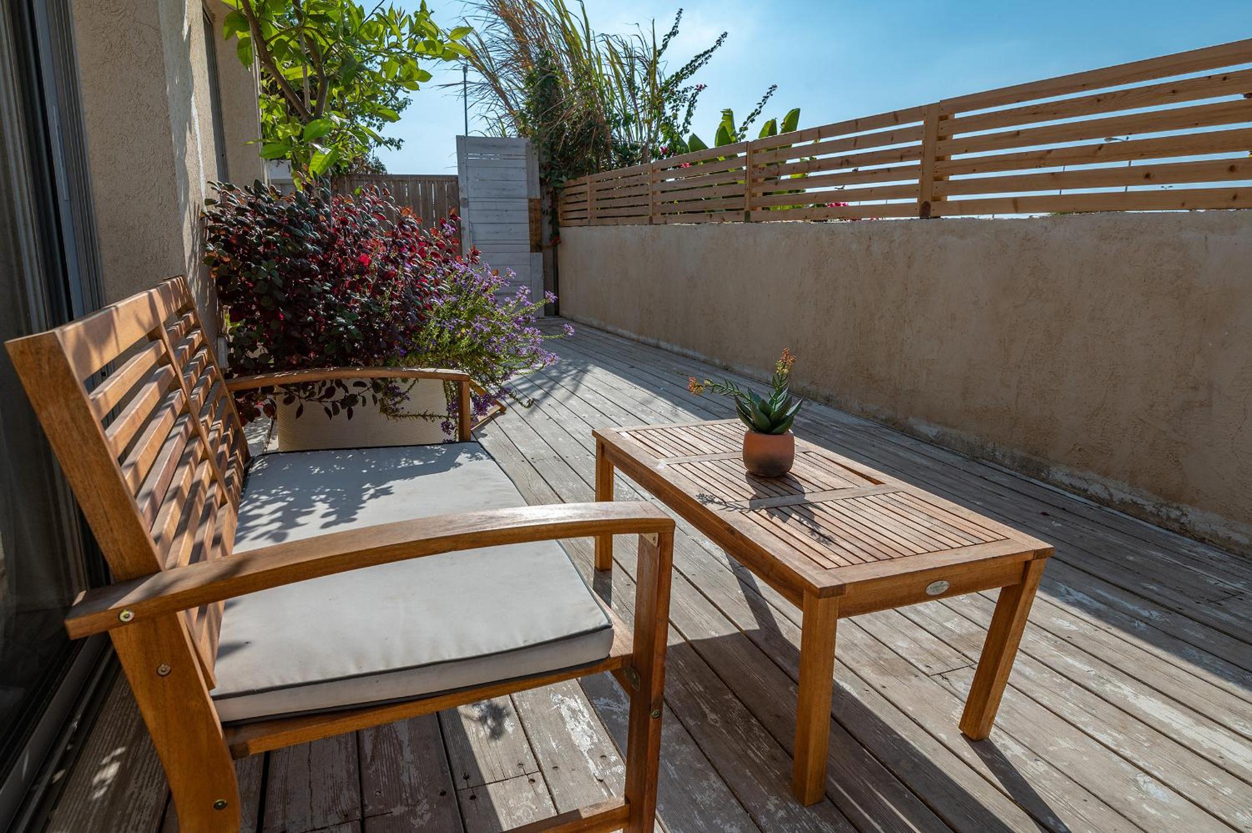 Studio with Balcony photo 3