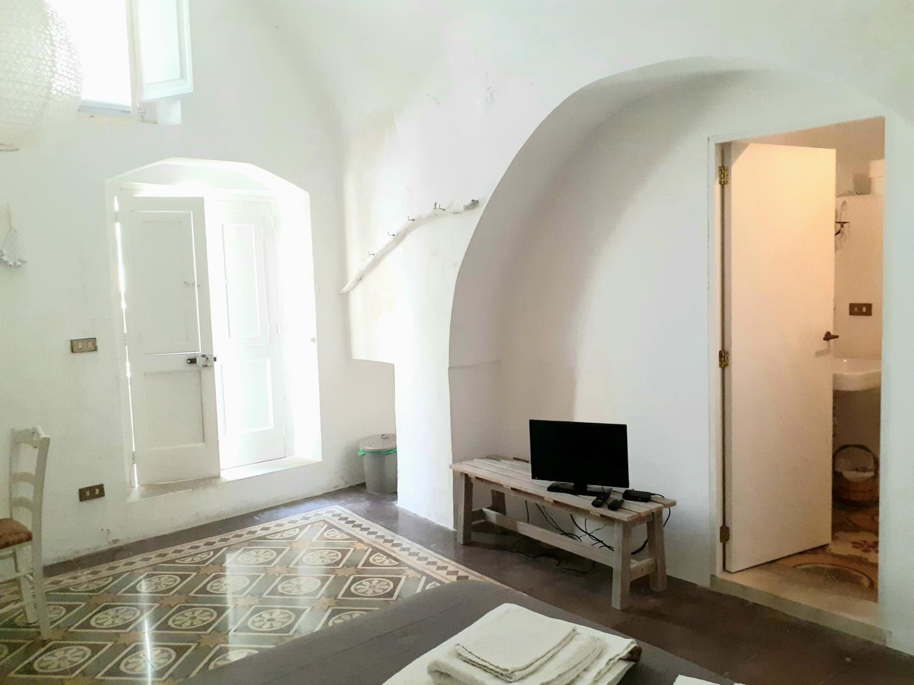 Double Room with Private Bathroom photo 3