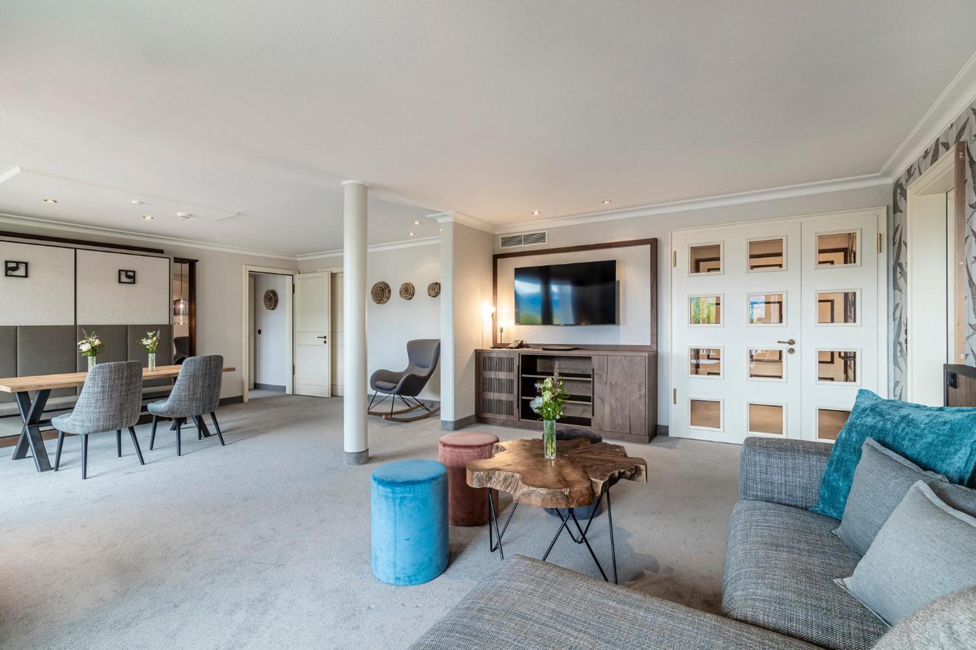 Alpenhof Suite photo 2