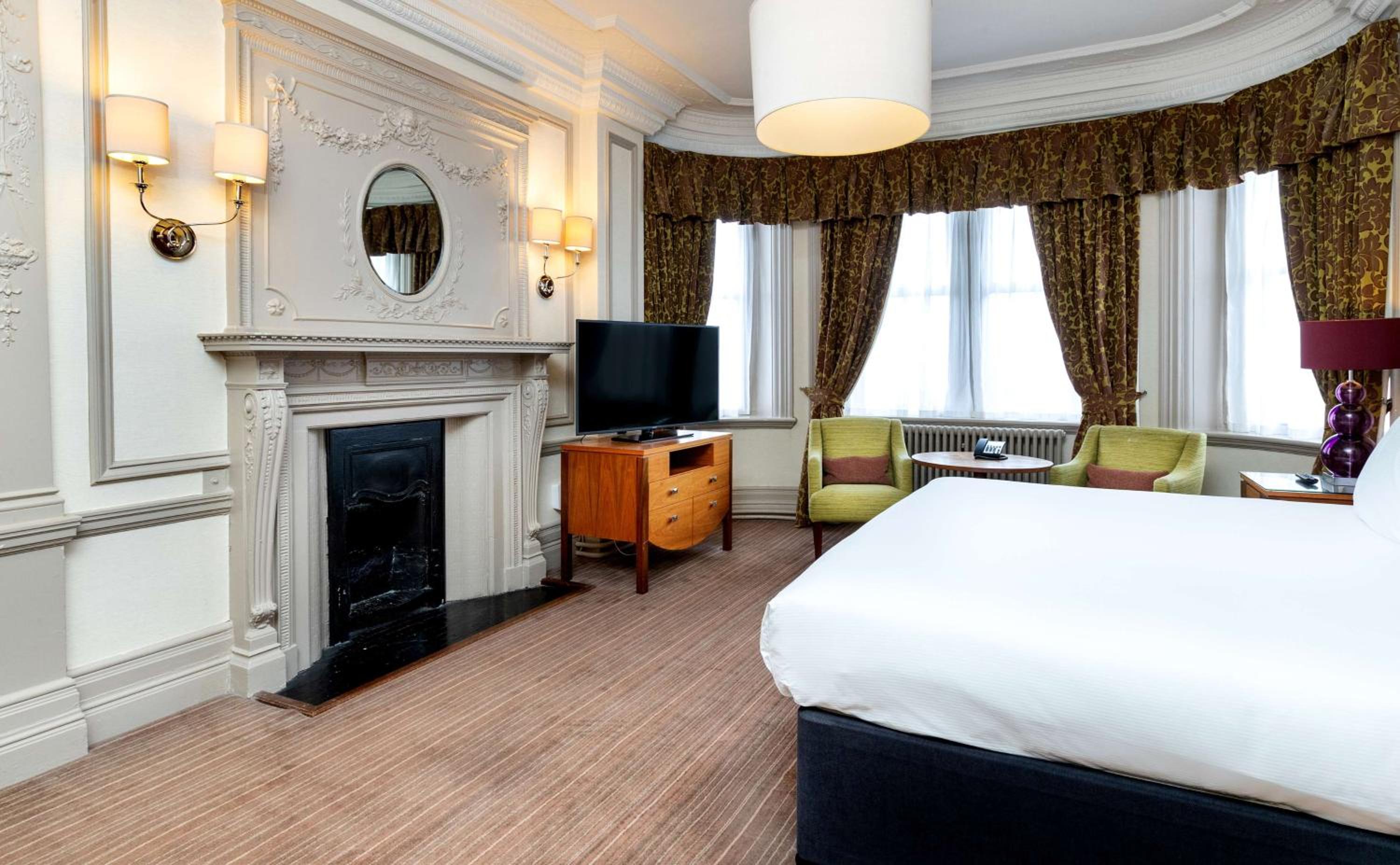 Superior King Guest Room - Photo 3