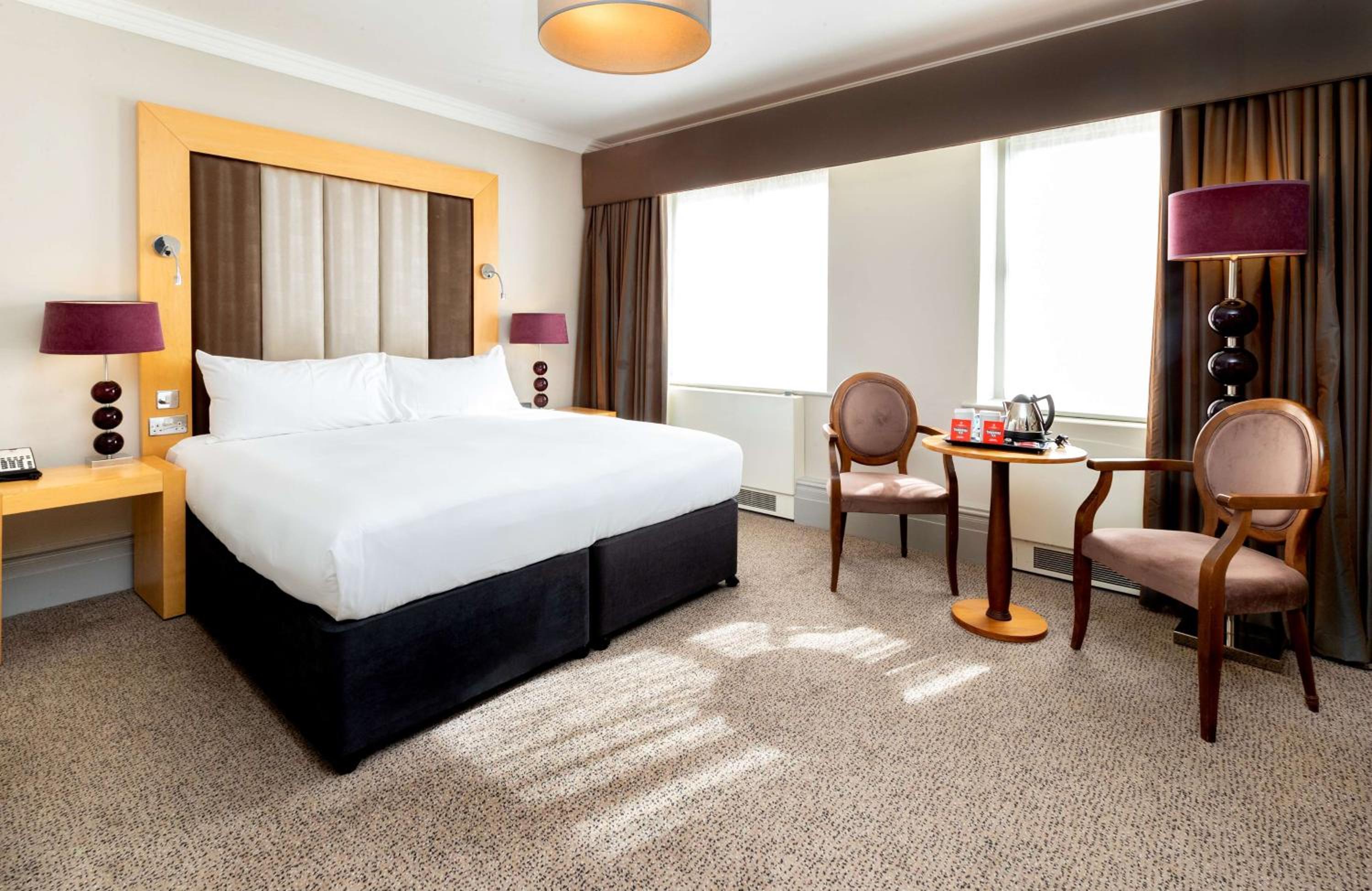 King Guest Room - Photo 1