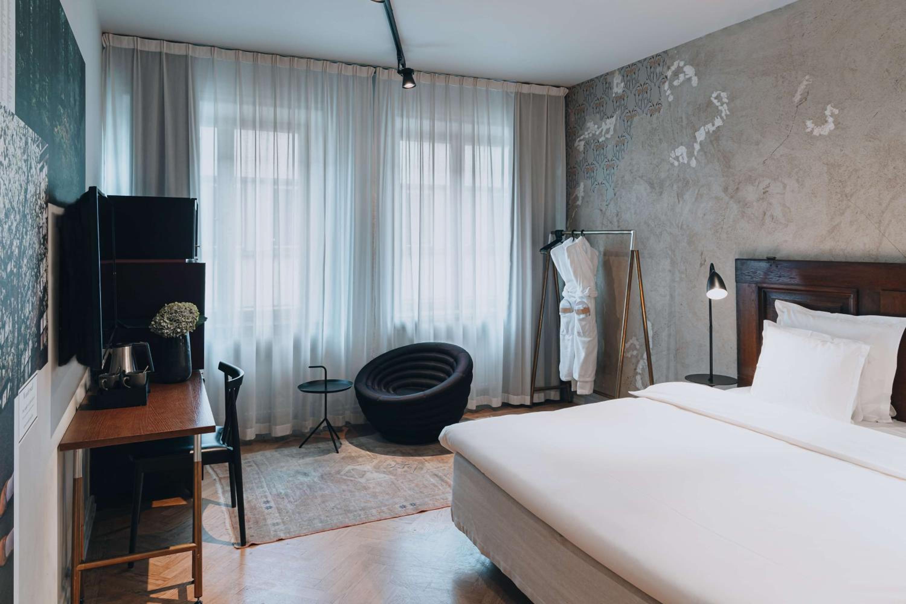 King Room
