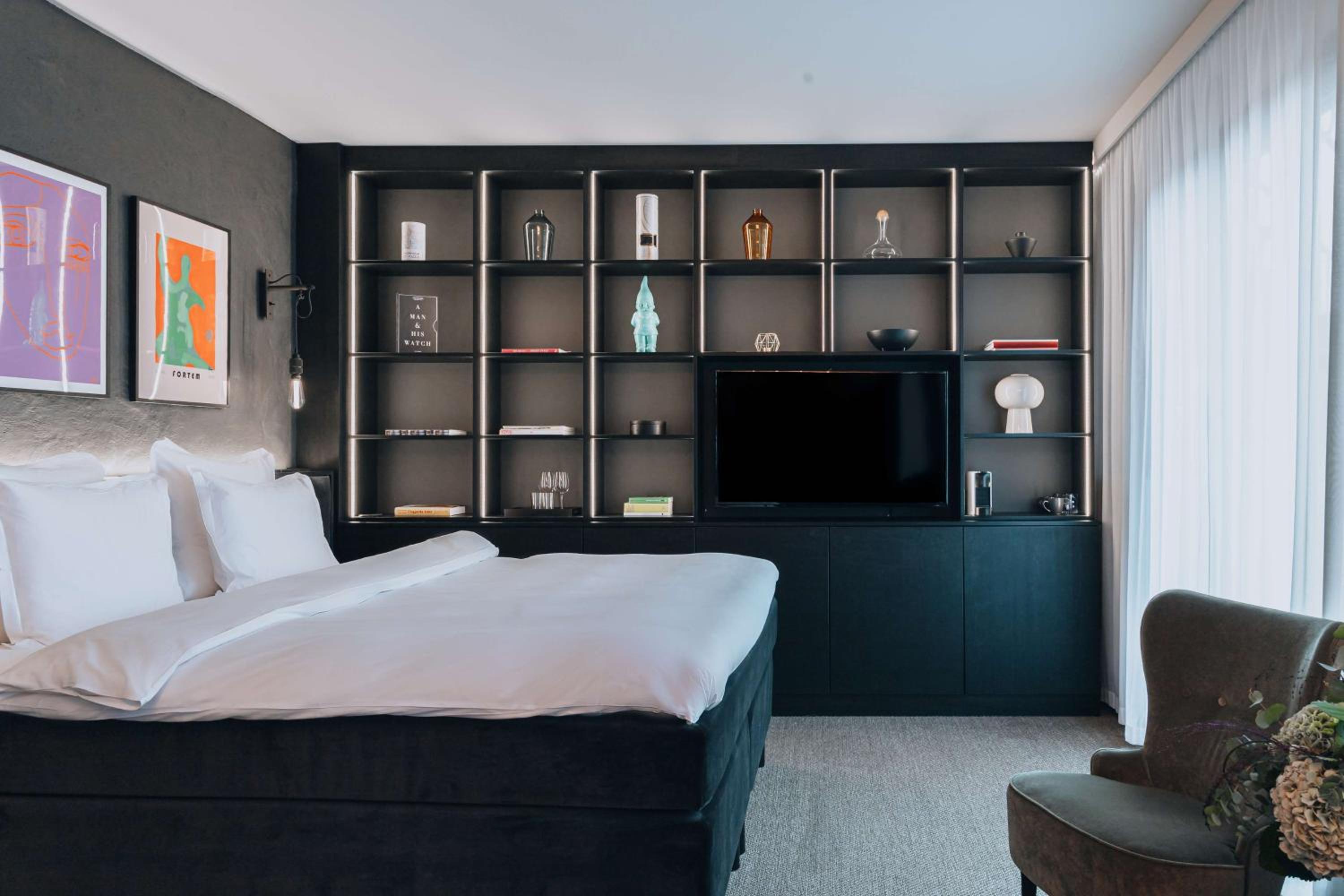 Deluxe King Room With Balcony