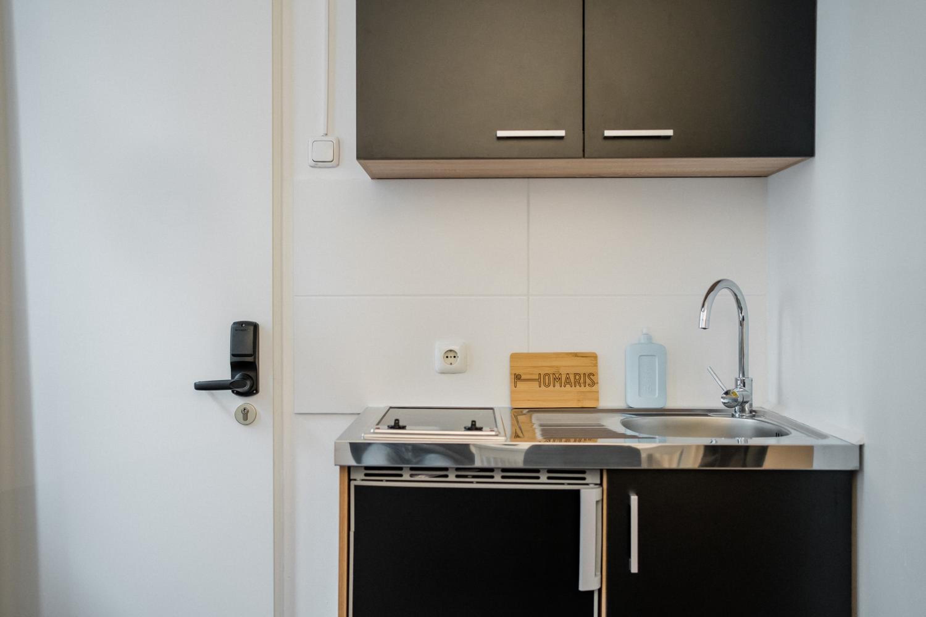 Apartment photo 2