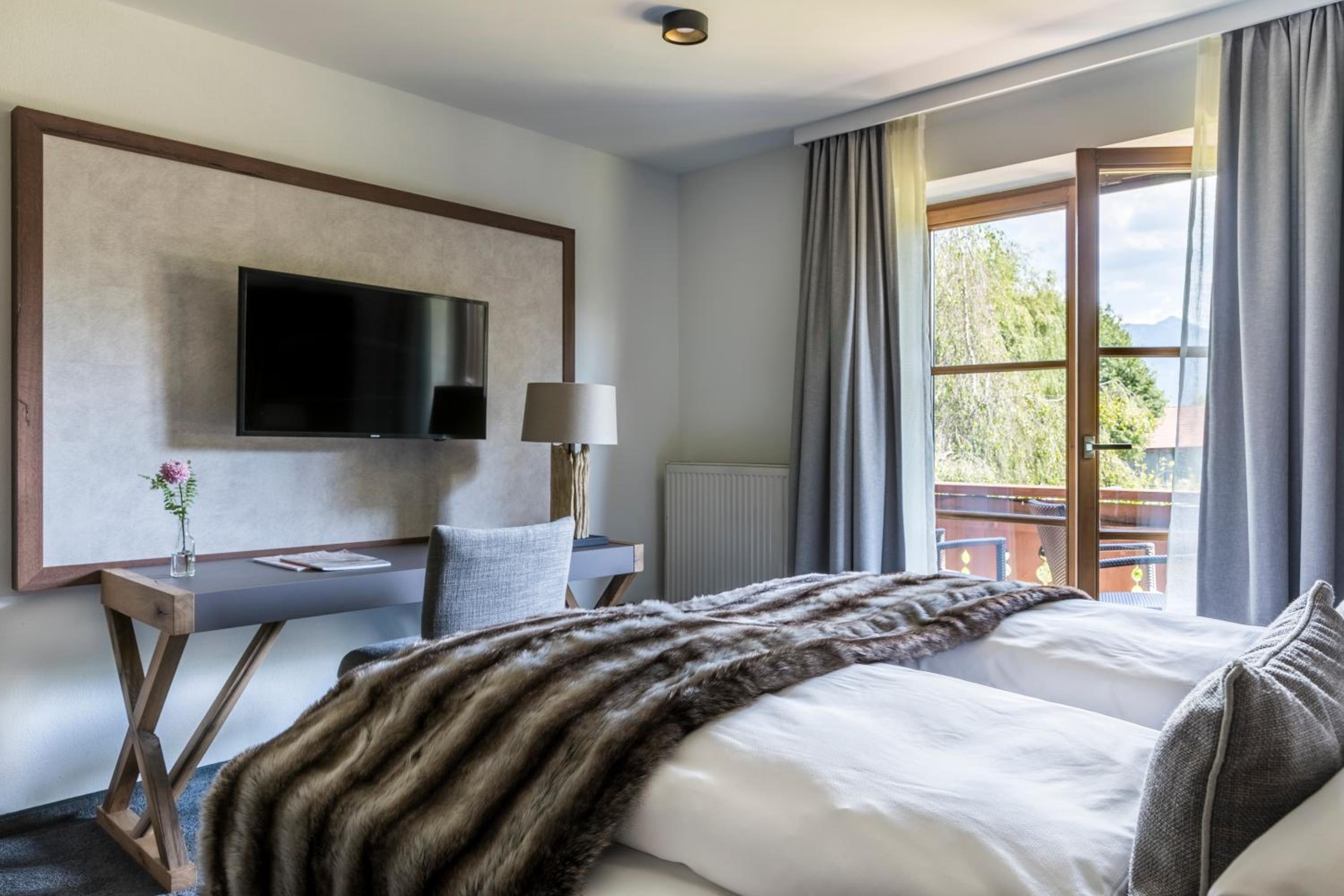 Alpenhof Classic Double Room - Photo 1