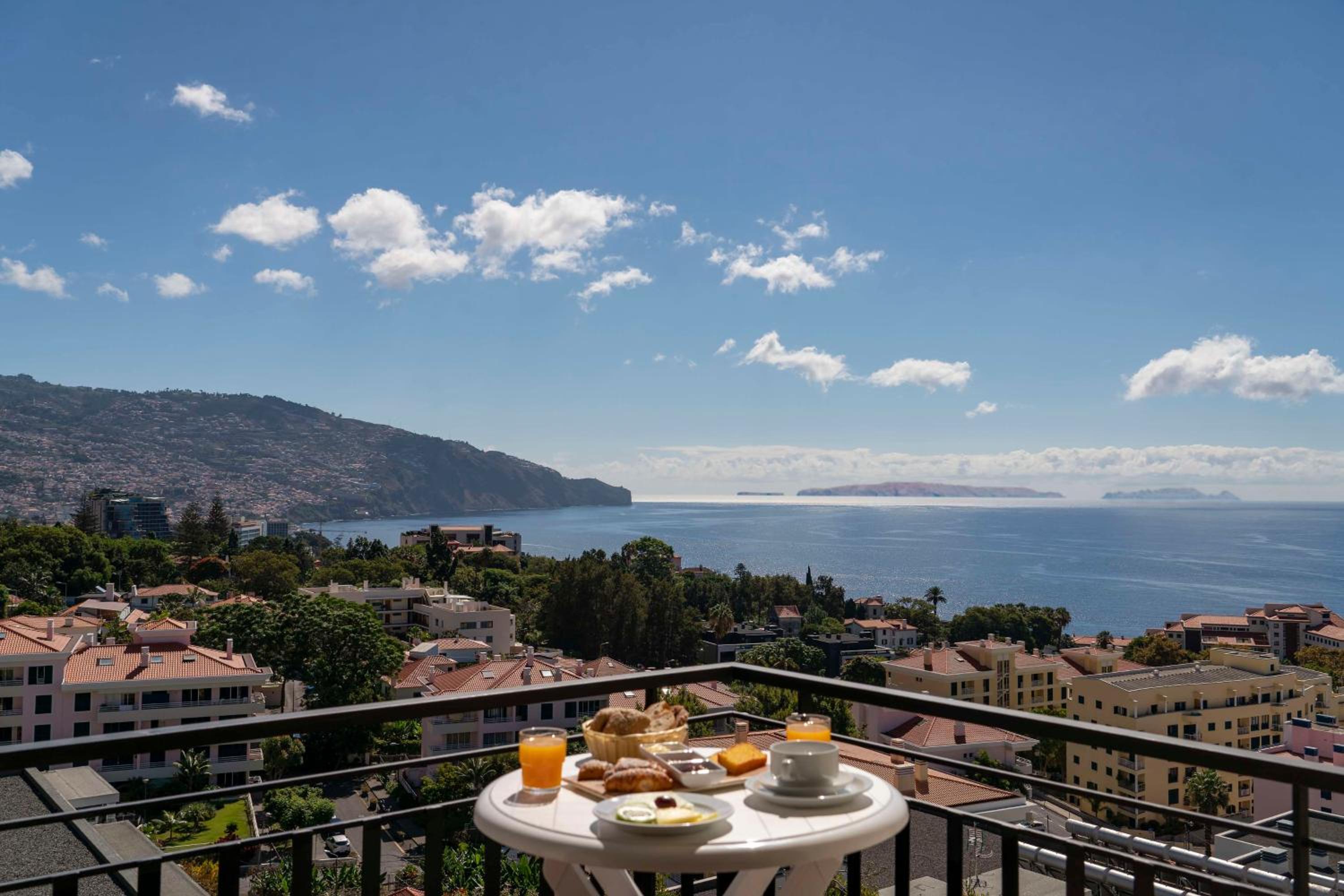 Studio with Sea View - Photo 7