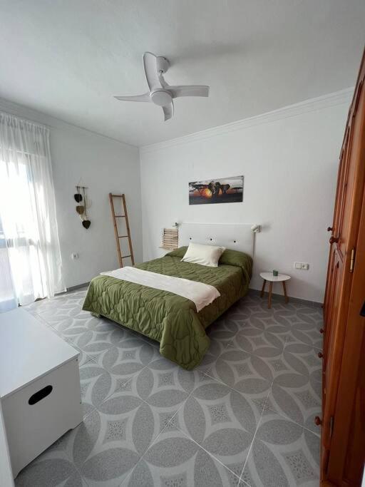 Three-Bedroom Apartment photo 3