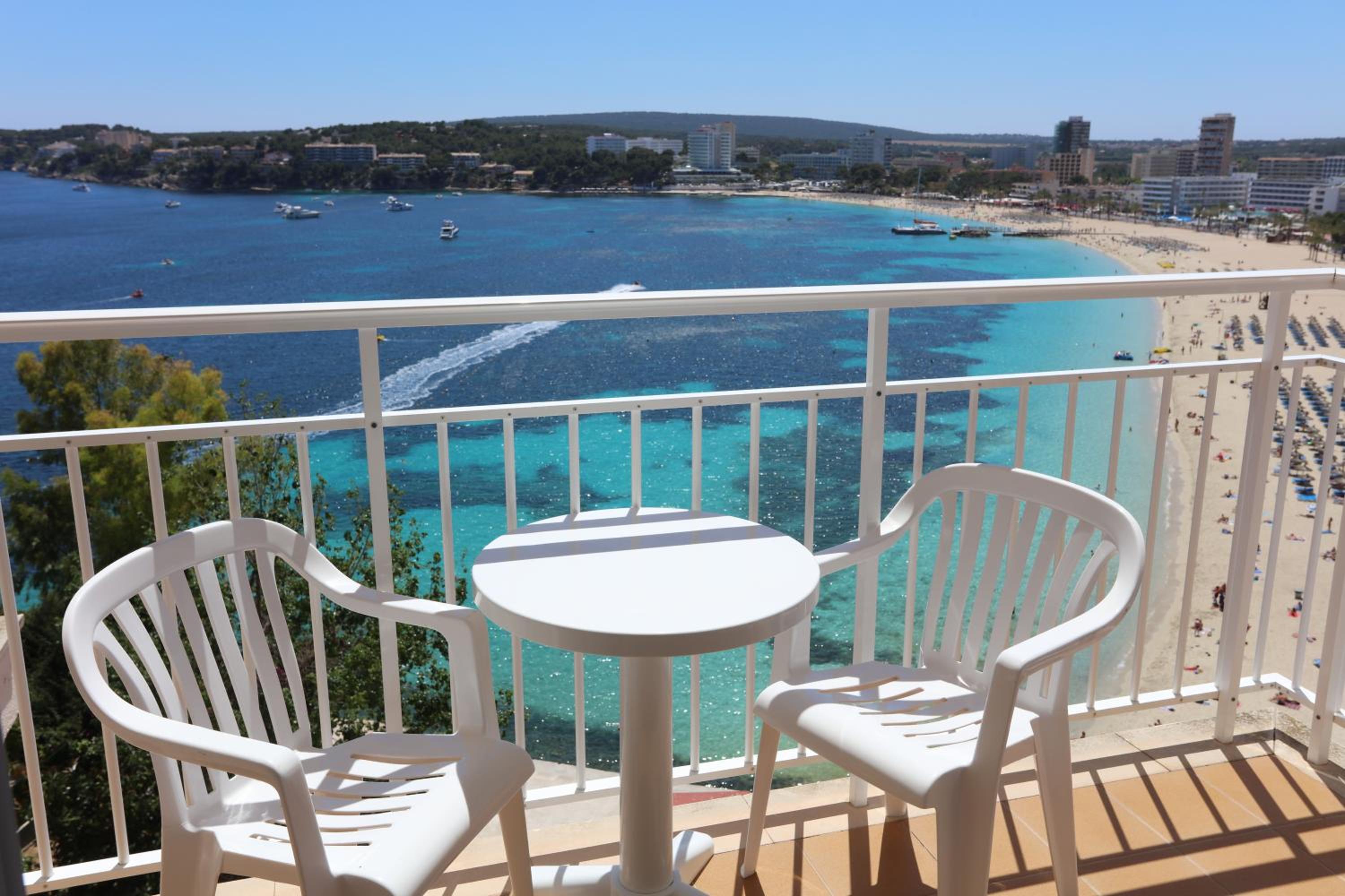Standard Room With Sea View (1 Adult) photo 3