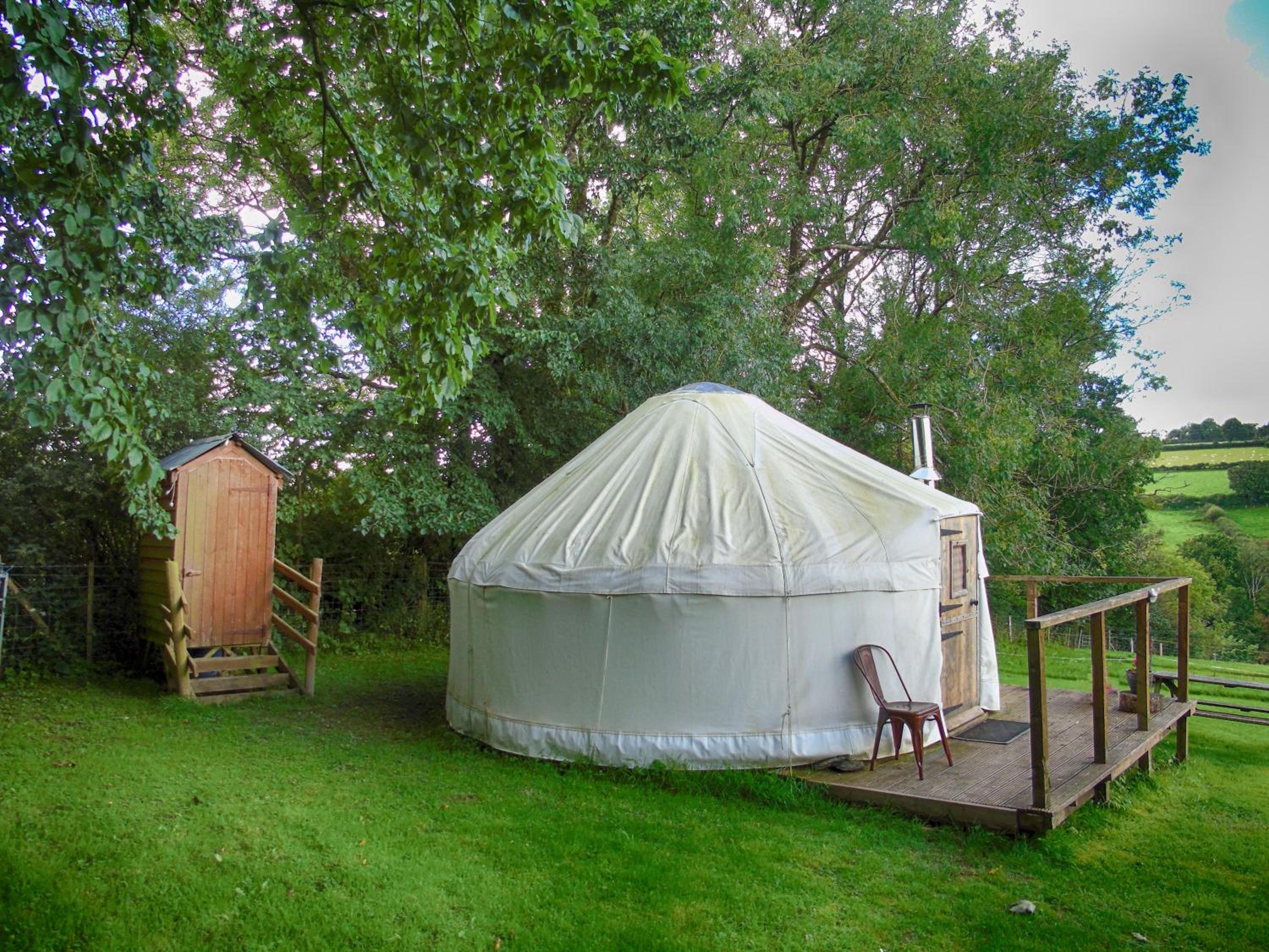 16ft Yurt with private toilet photo 2