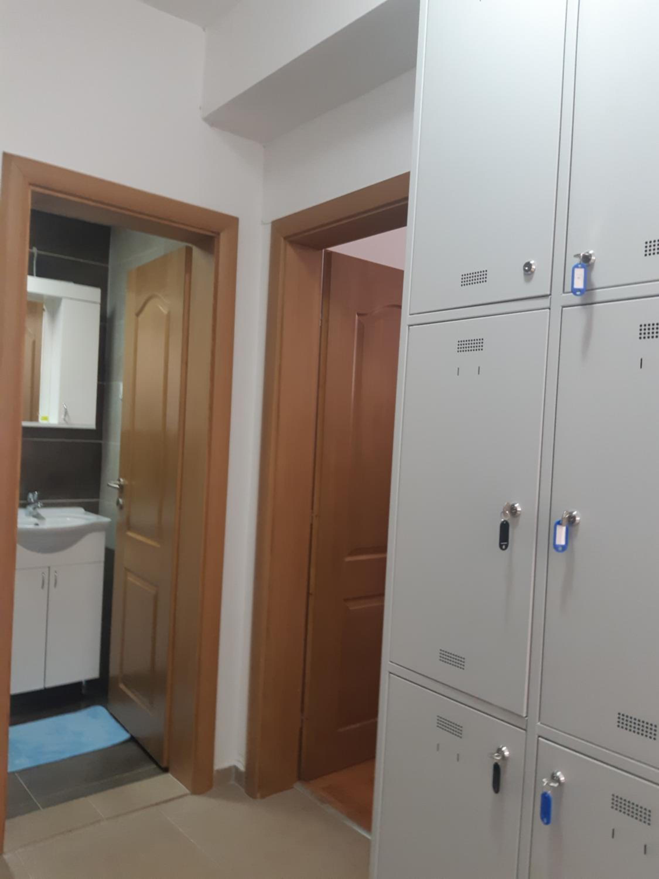 Bed in 8-Bed Mixed Dormitory Room photo 3