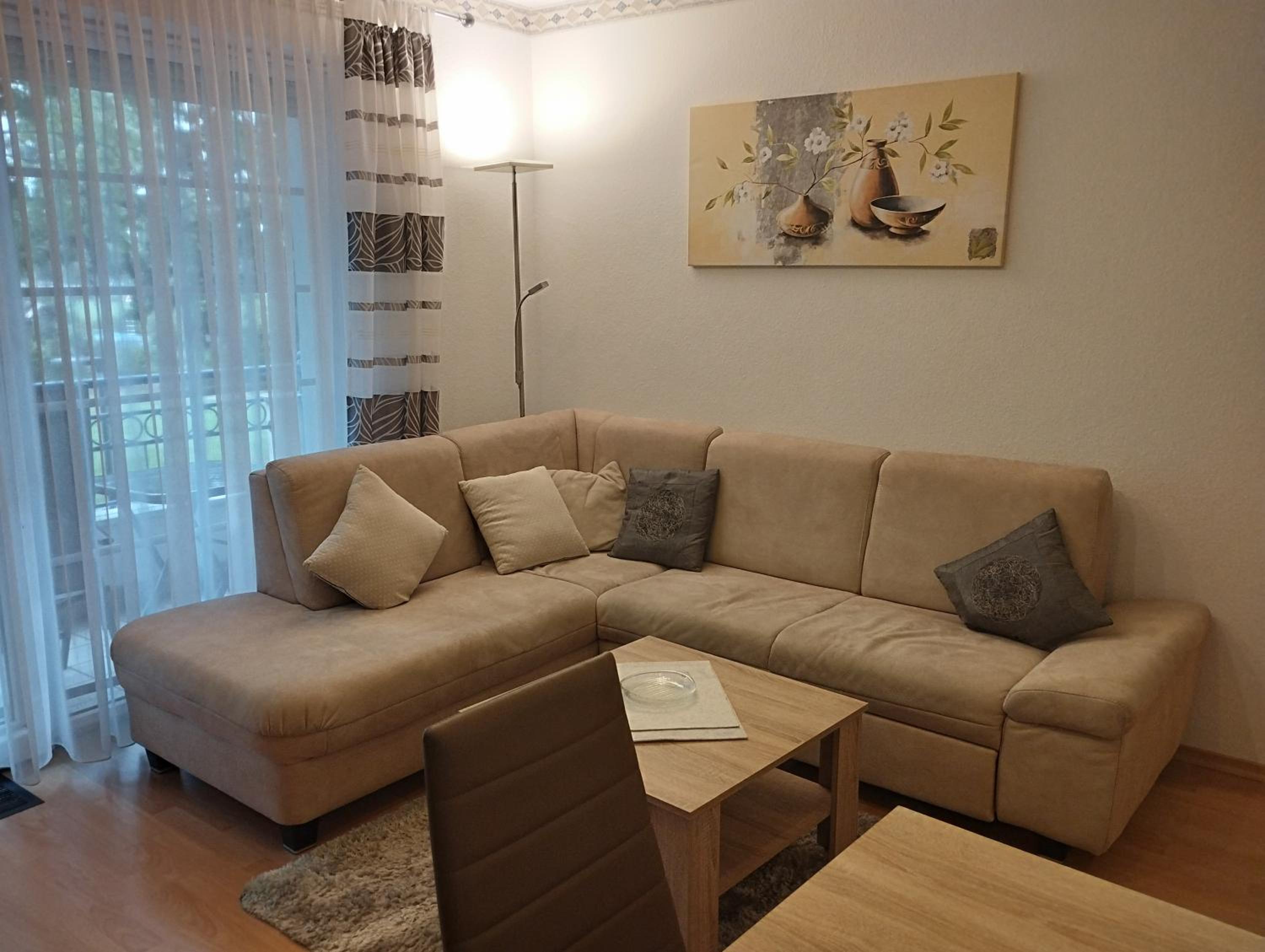 One-Bedroom Apartment photo 1