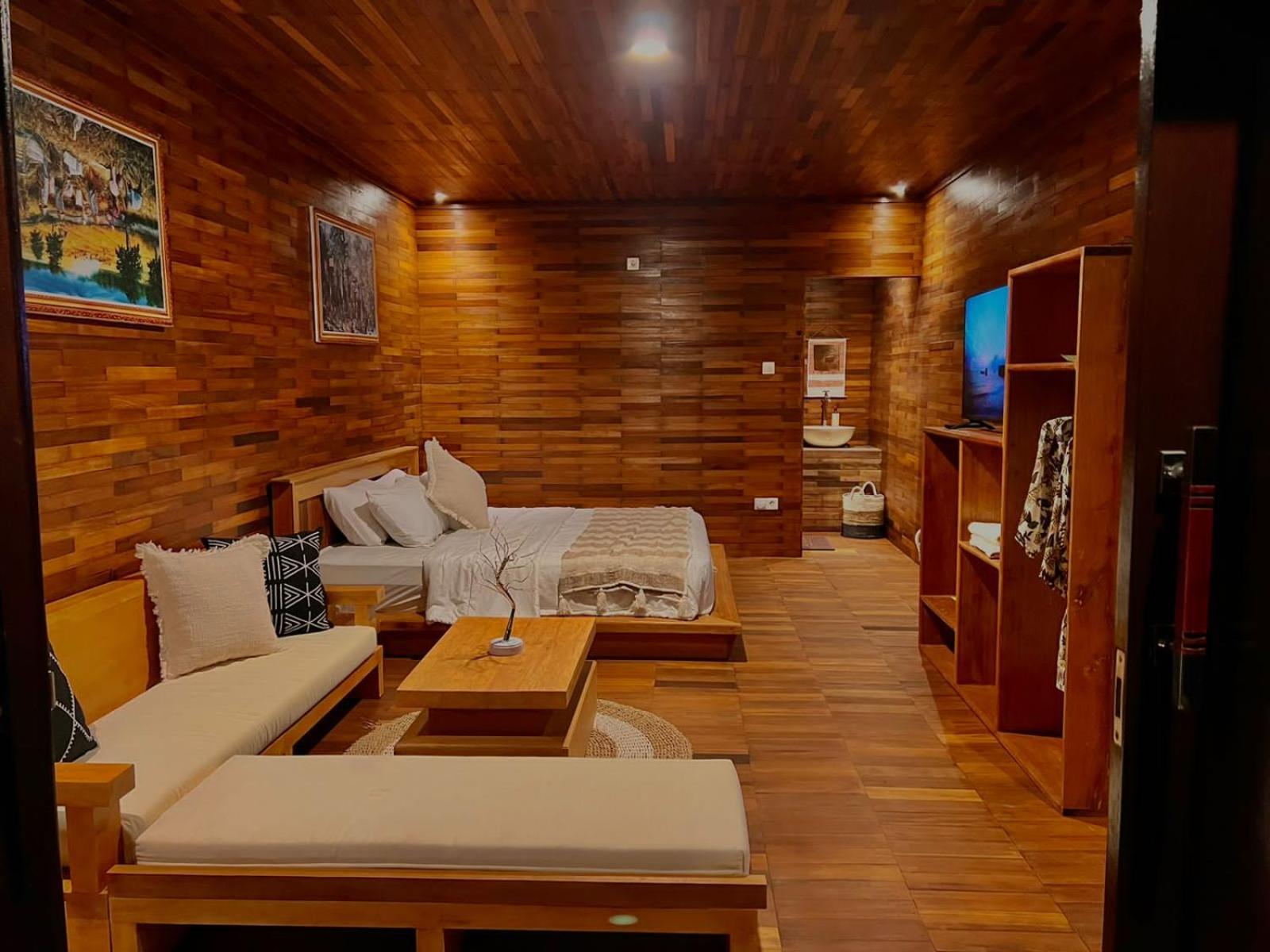 Deluxe Double or Twin Room with Pool Access - Photo 6