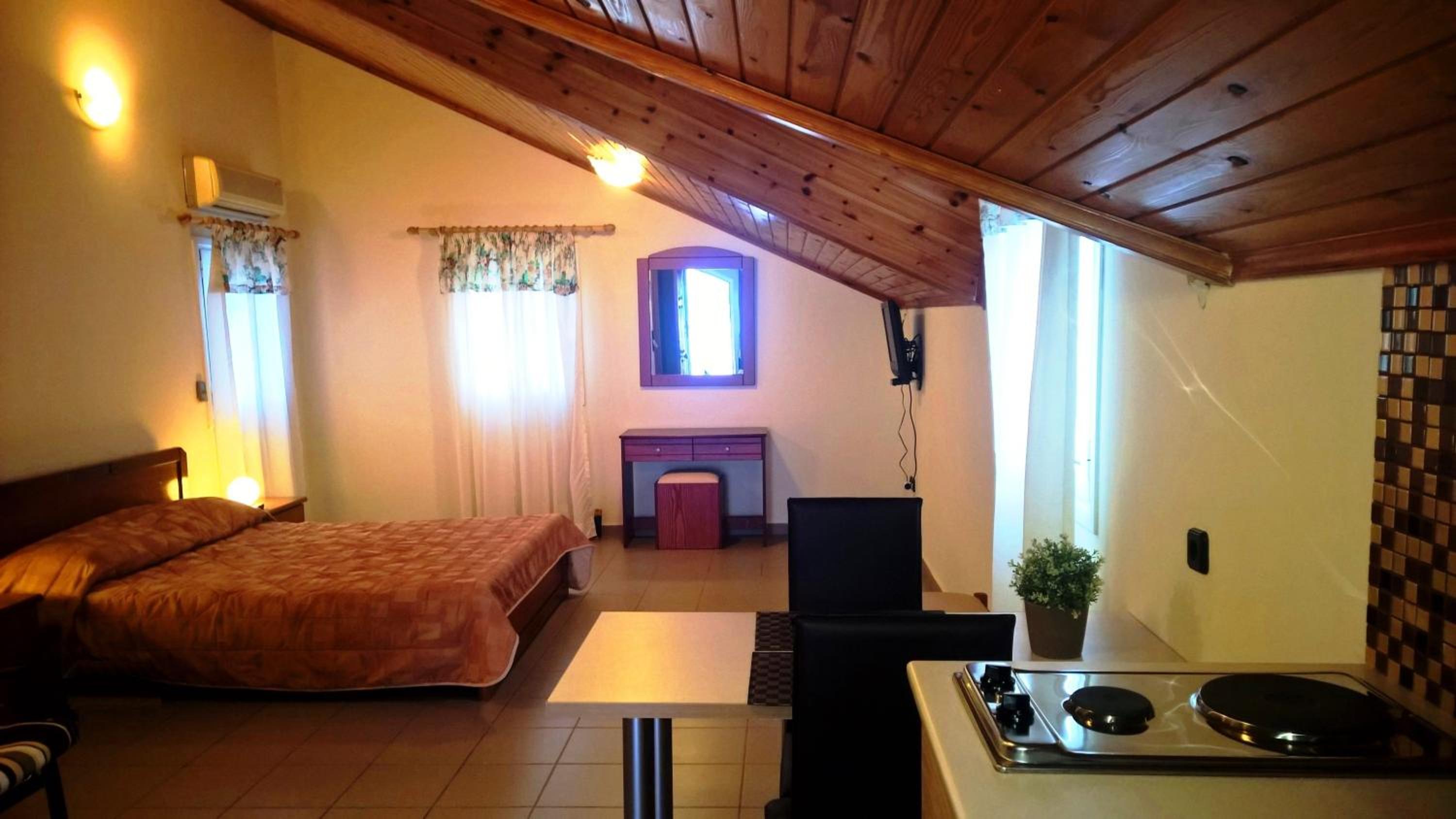 Studio with Sea View - Photo 9