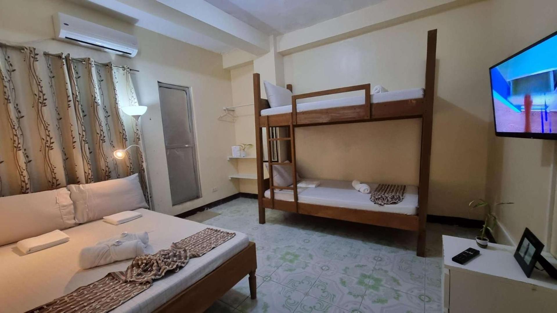 Comfort Quadruple Room - Photo 2