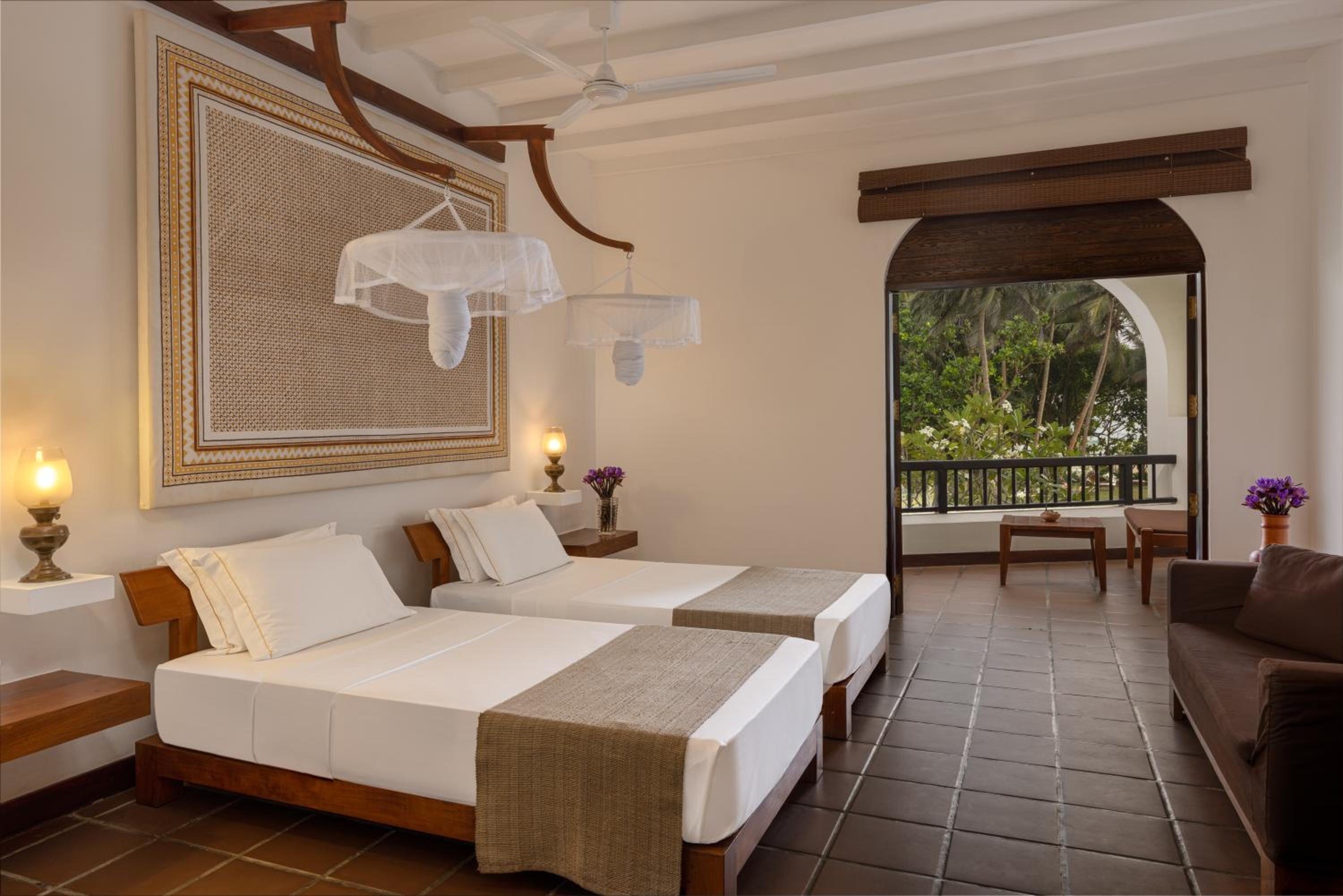 Deluxe King Room with All Meals and Treatments