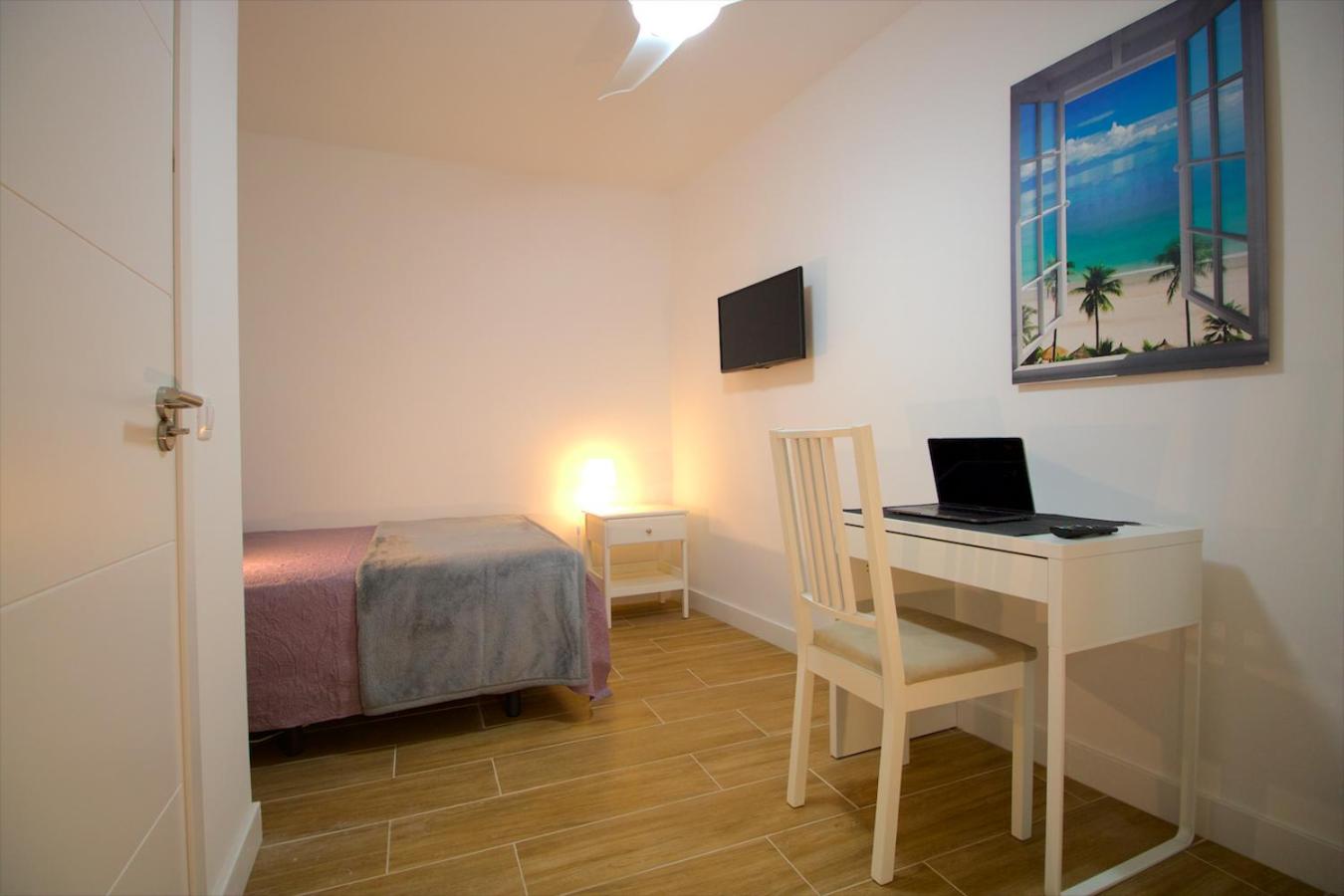 Habitación doble con baño compartido