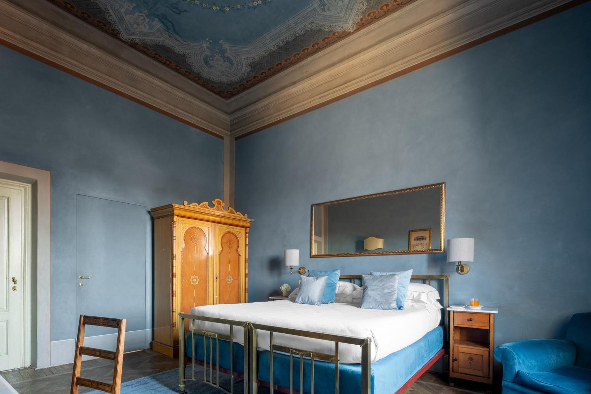 Superior Double Room Separate Building thumbnail 6