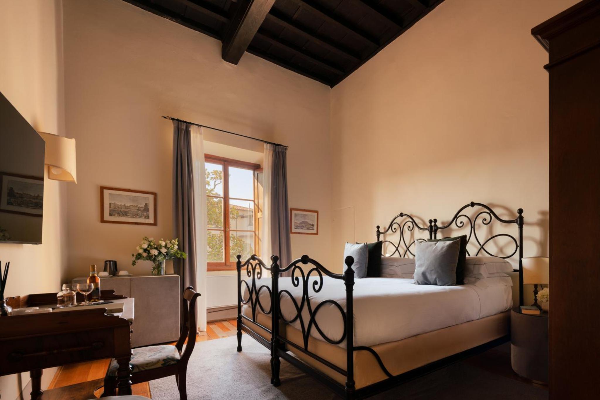 Classic Double Room - Photo 10