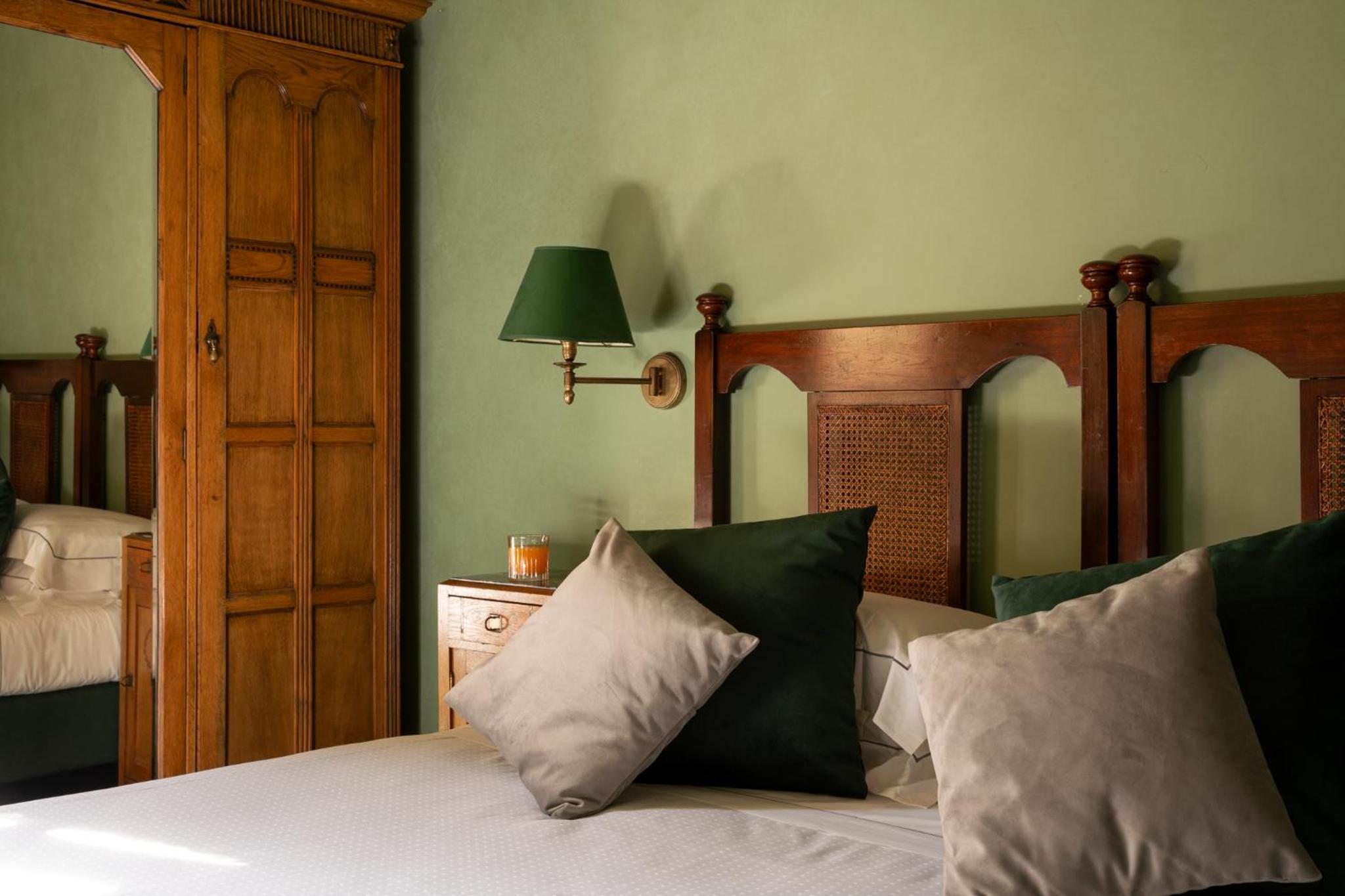 Classic Double Room Separate Building - Photo 4