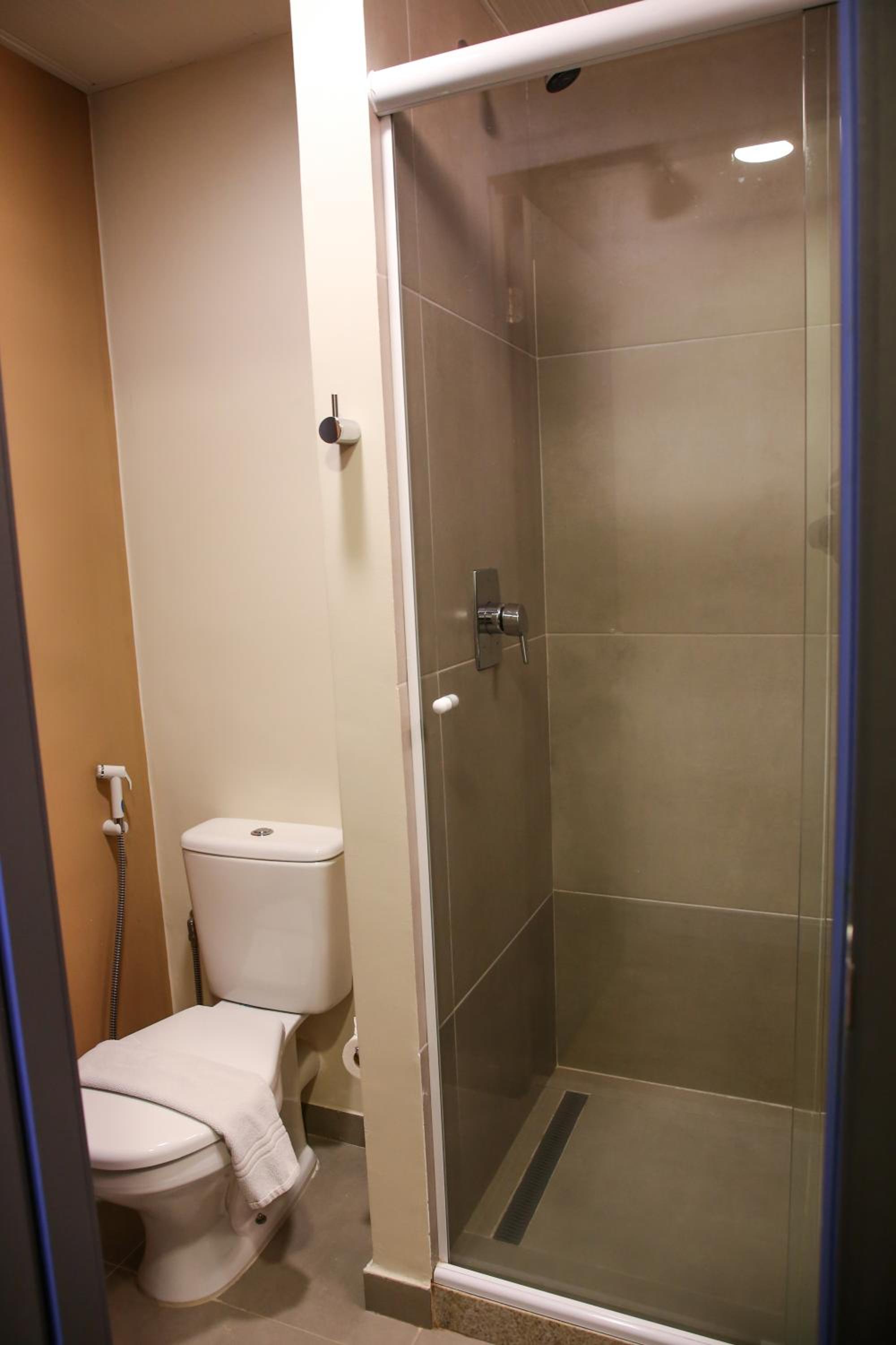 Standard Double Room - Photo 2