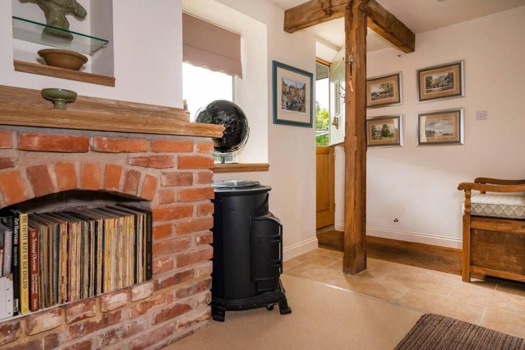 Two-Bedroom House photo 3