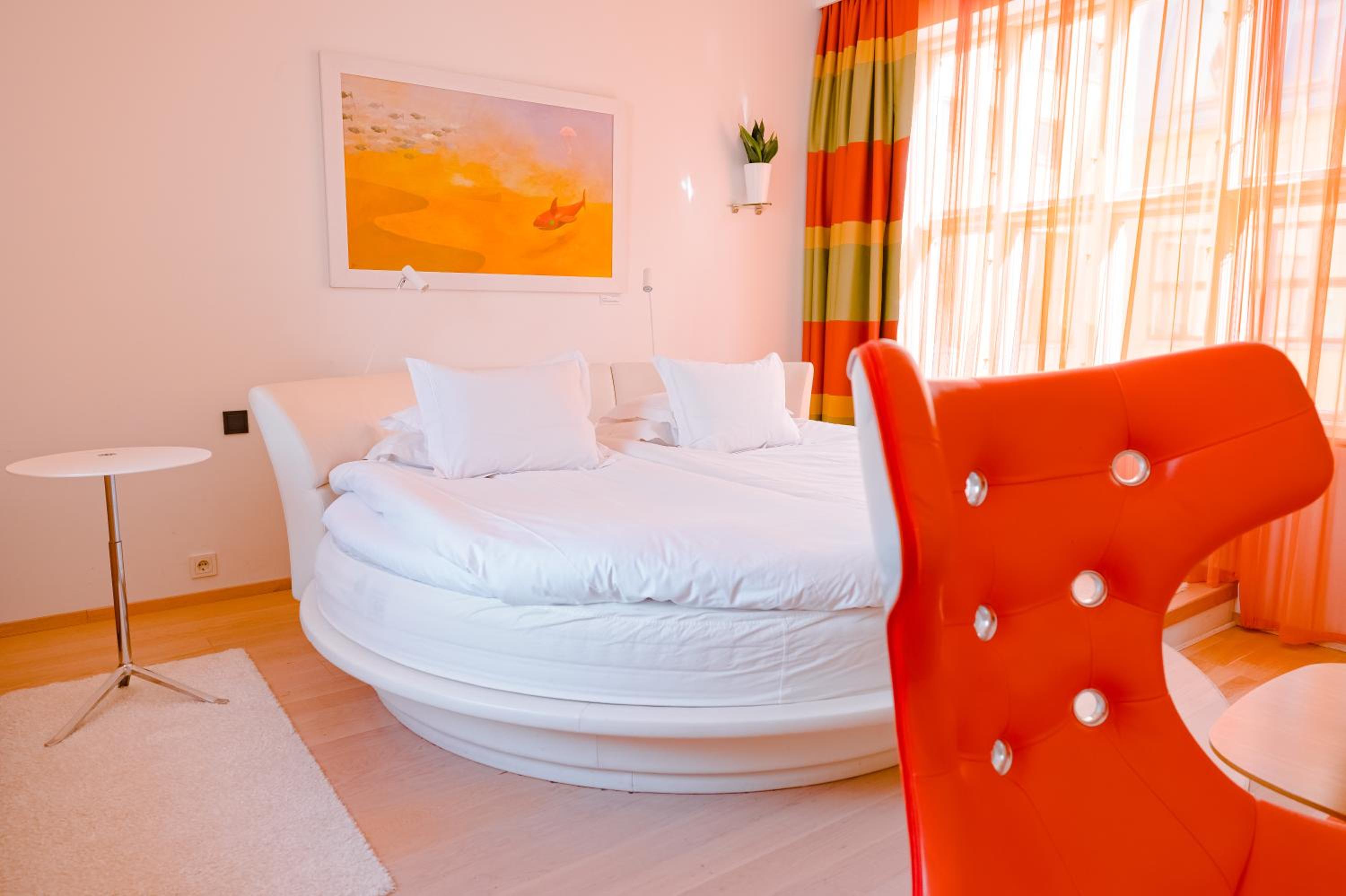 Superior King Room - Photo 1