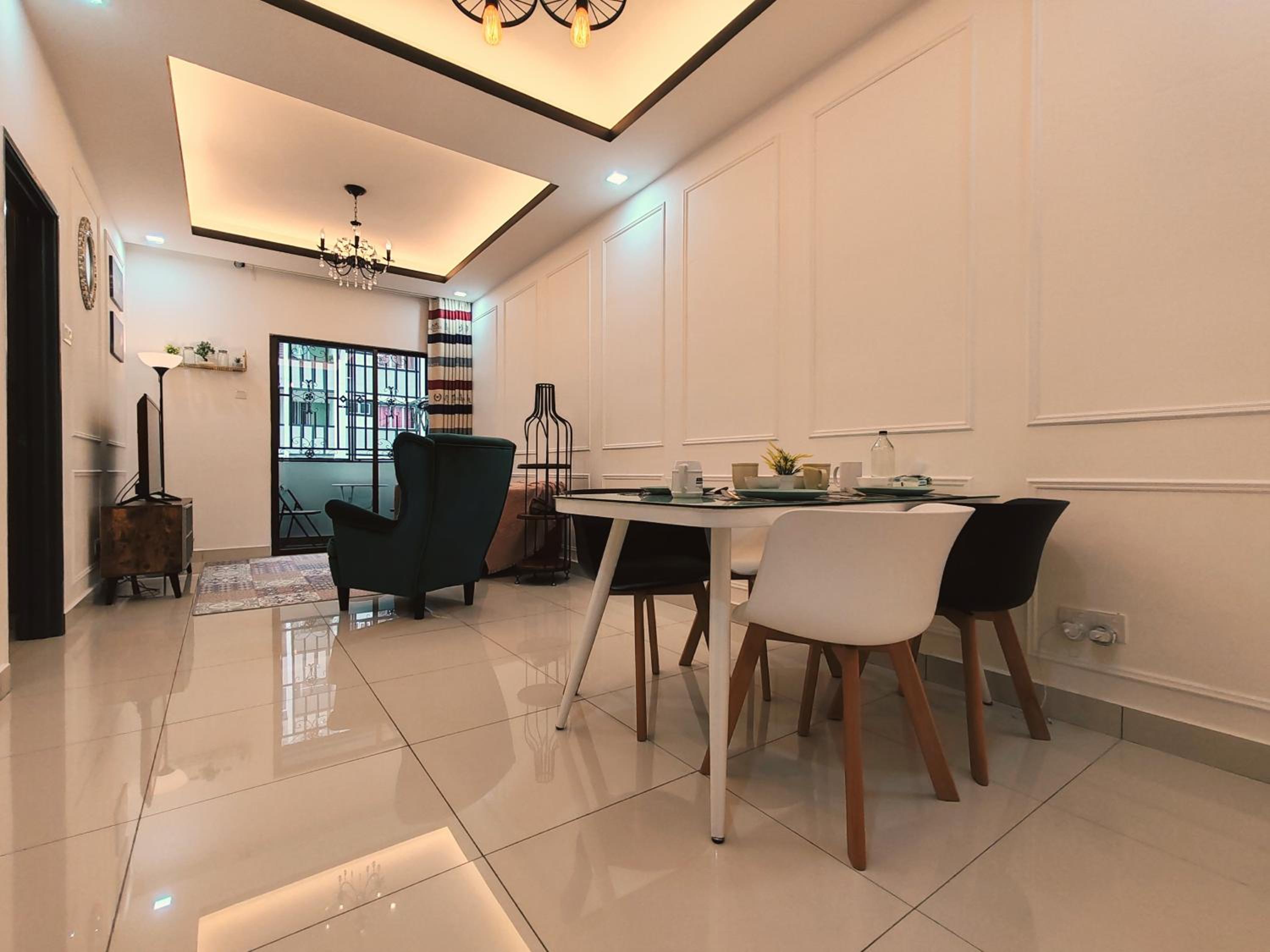 Three-Bedroom Apartment - Photo 41