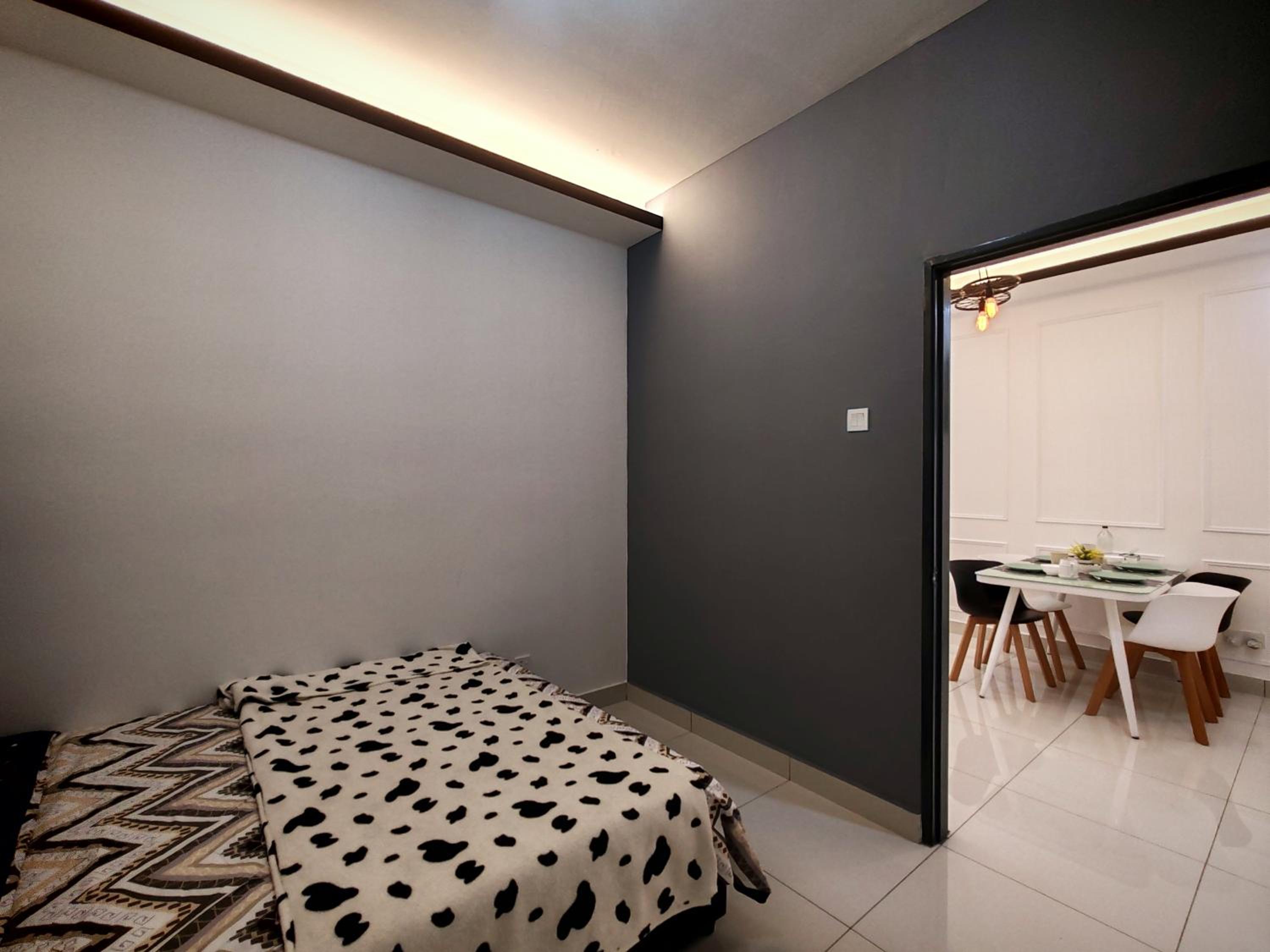 Three-Bedroom Apartment - Photo 56