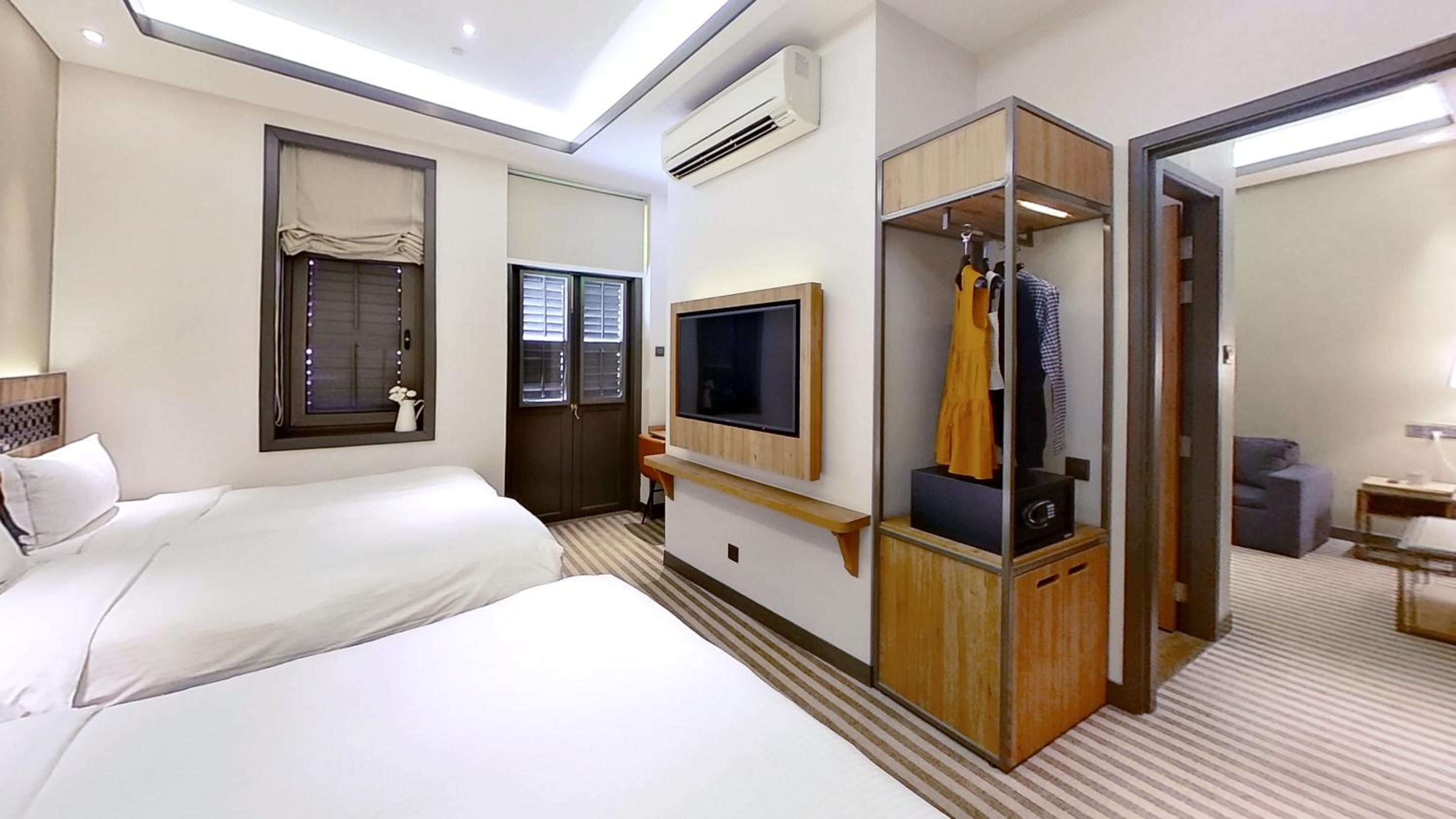 Standard Suite photo 2