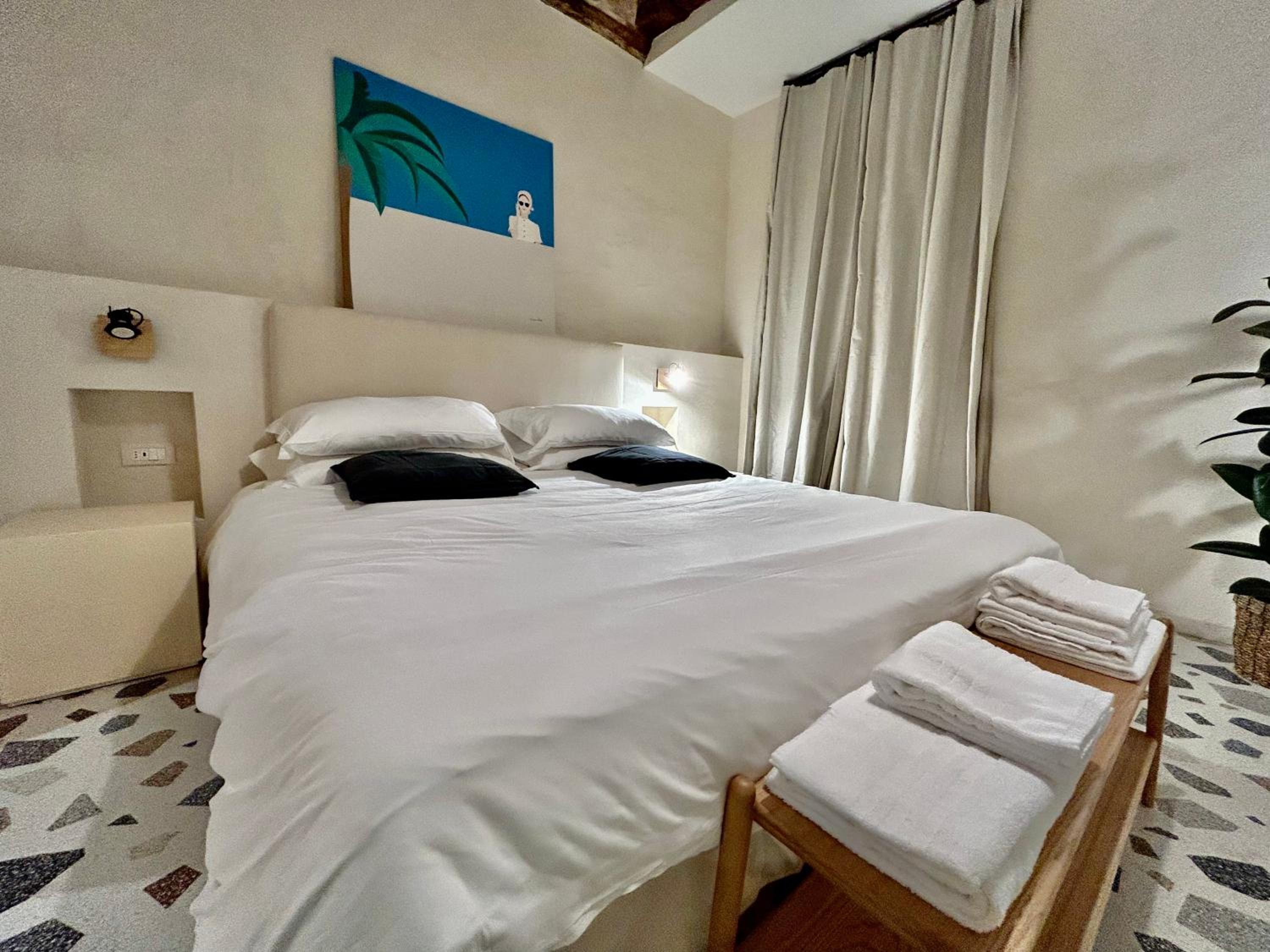 Double Room with Private Bathroom photo 1