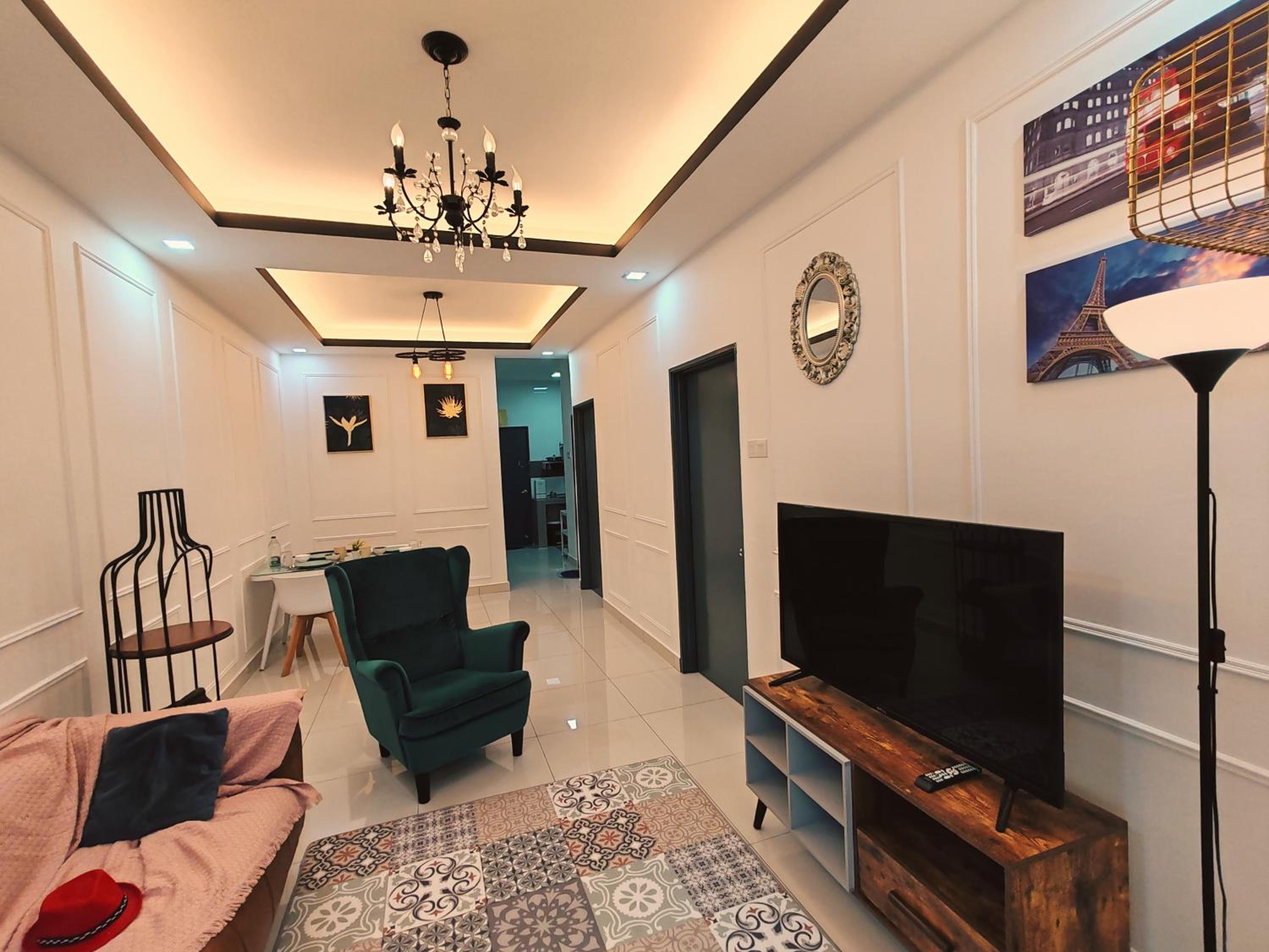 Three-Bedroom Apartment - Photo 68