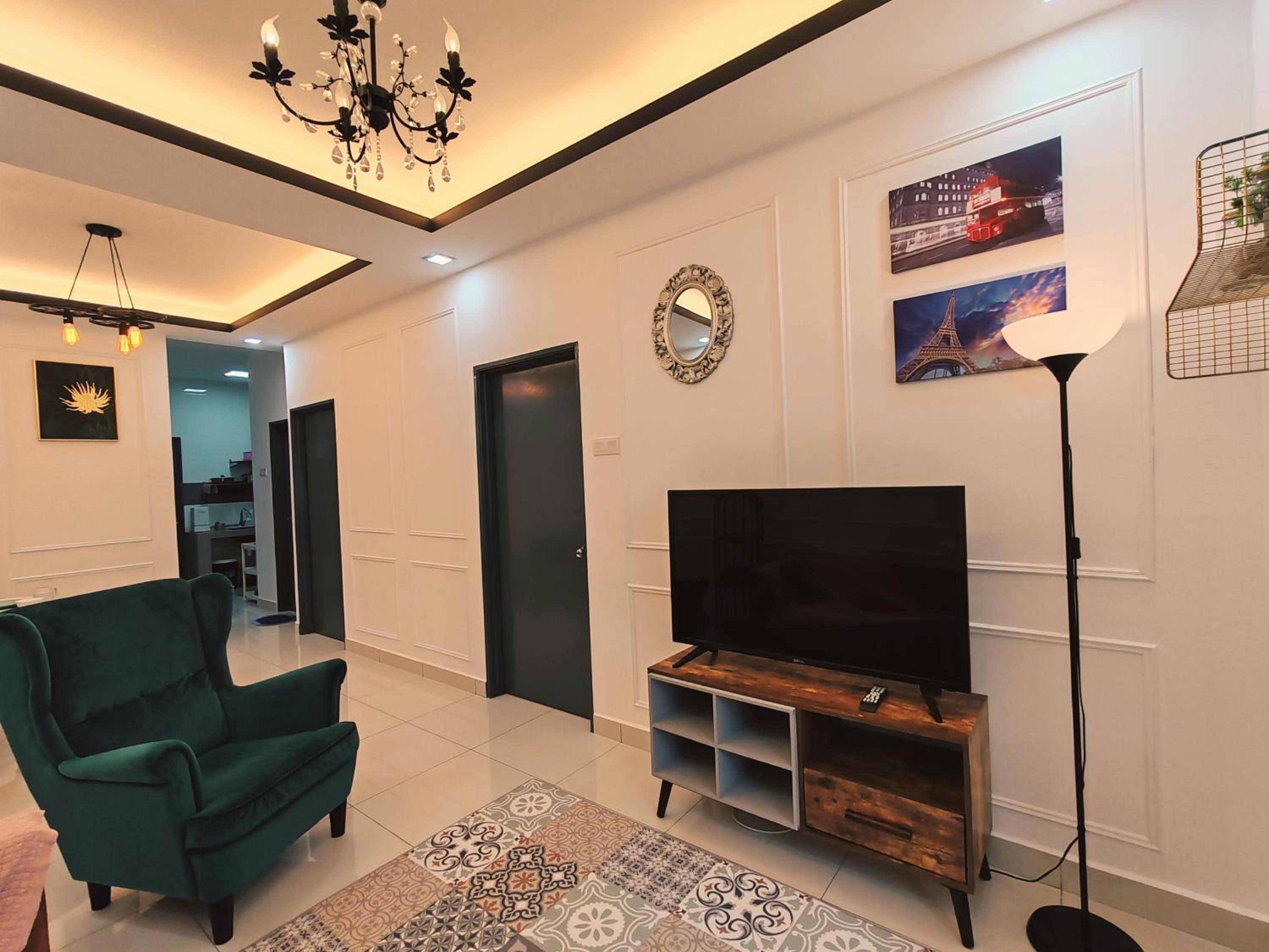 Three-Bedroom Apartment - Photo 69