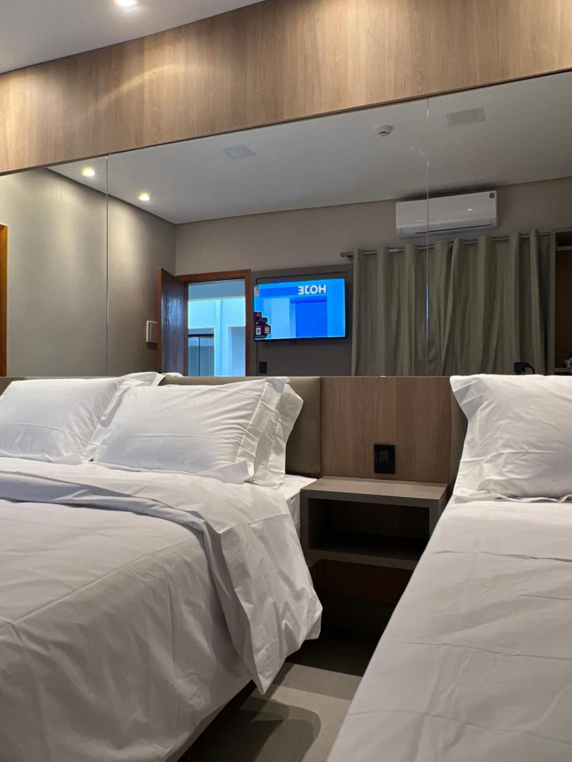 Deluxe Triple Room - Photo 9
