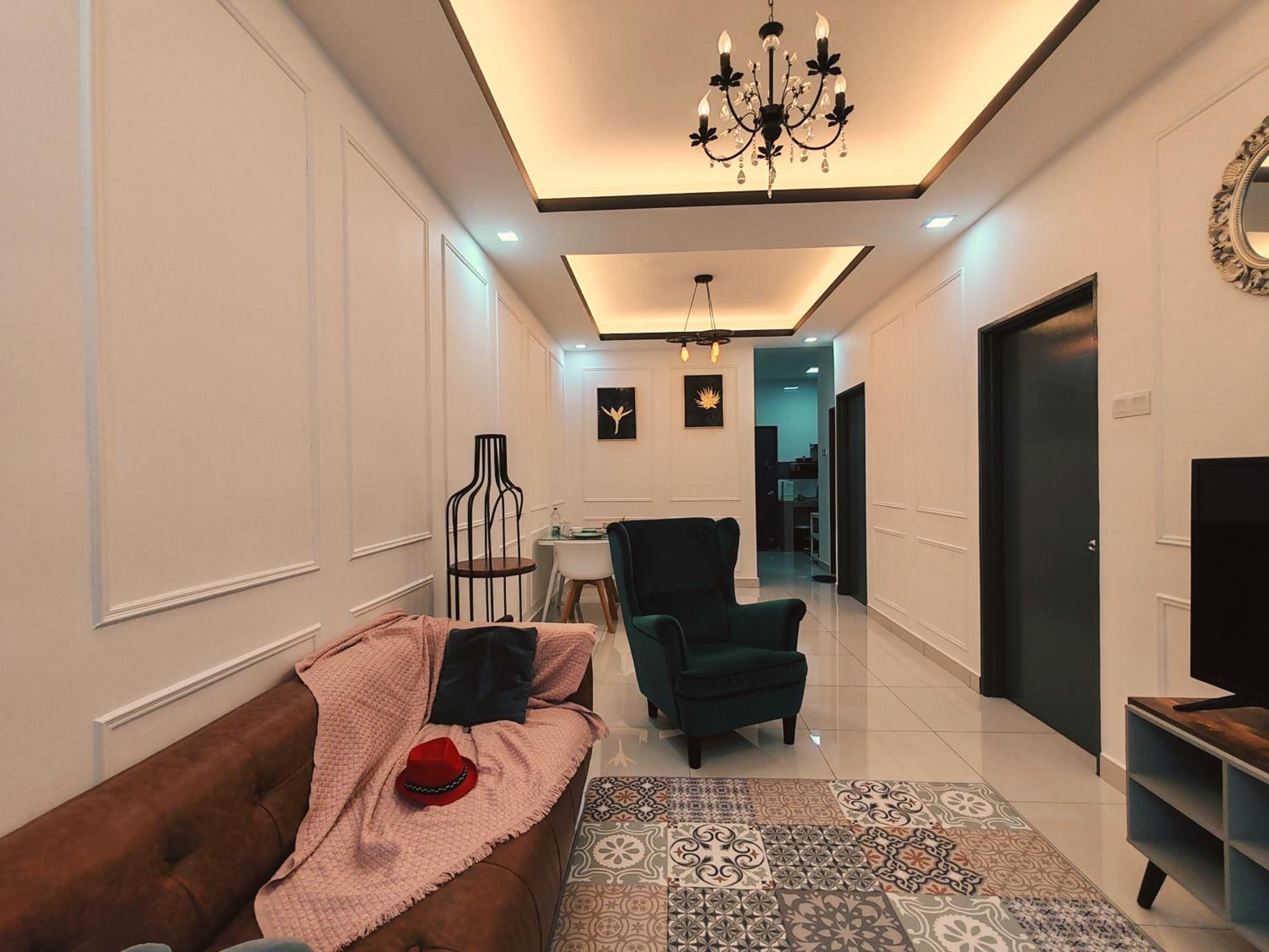 Three-Bedroom Apartment - Photo 34