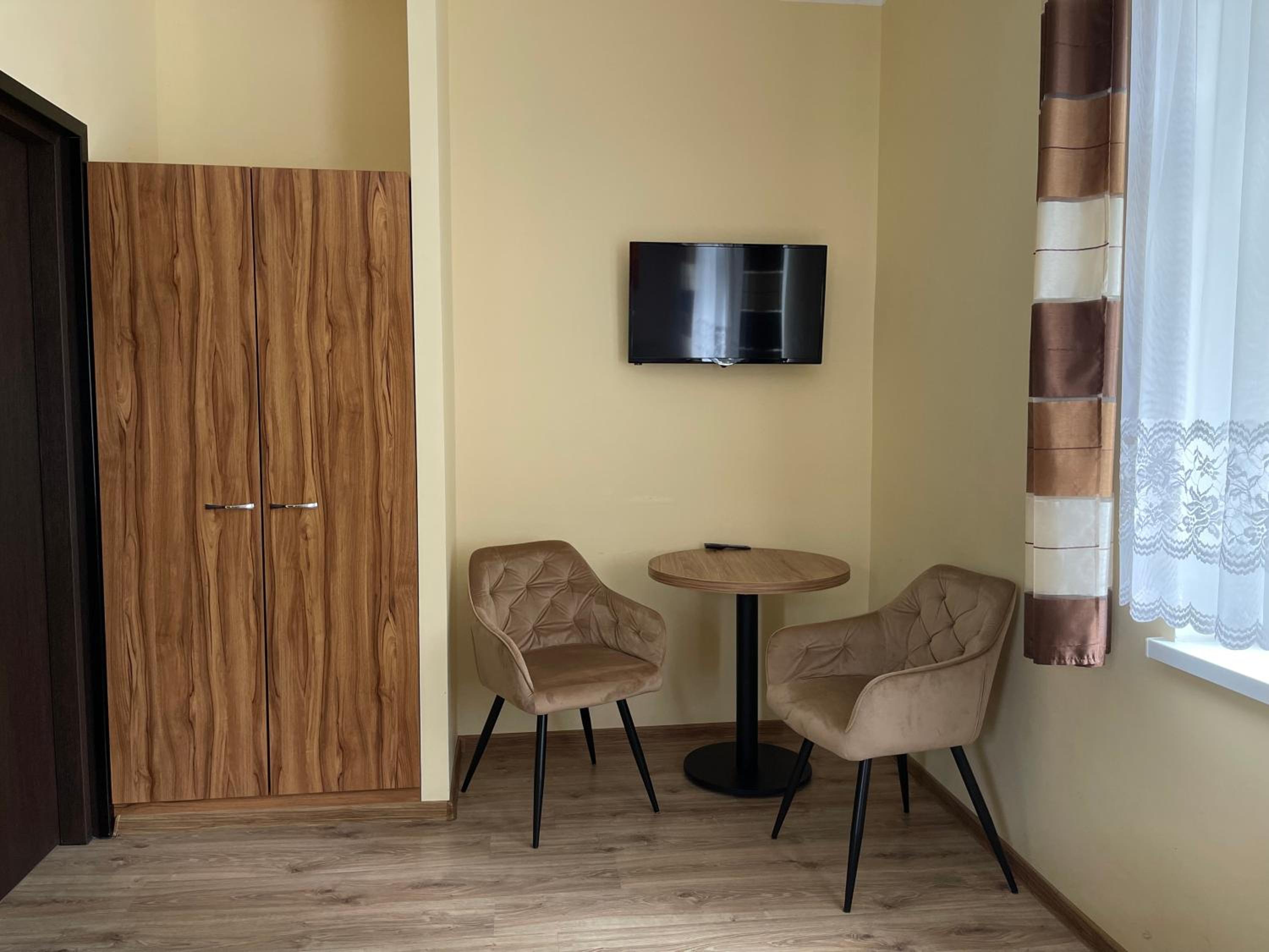Double Room with Private Bathroom photo 1