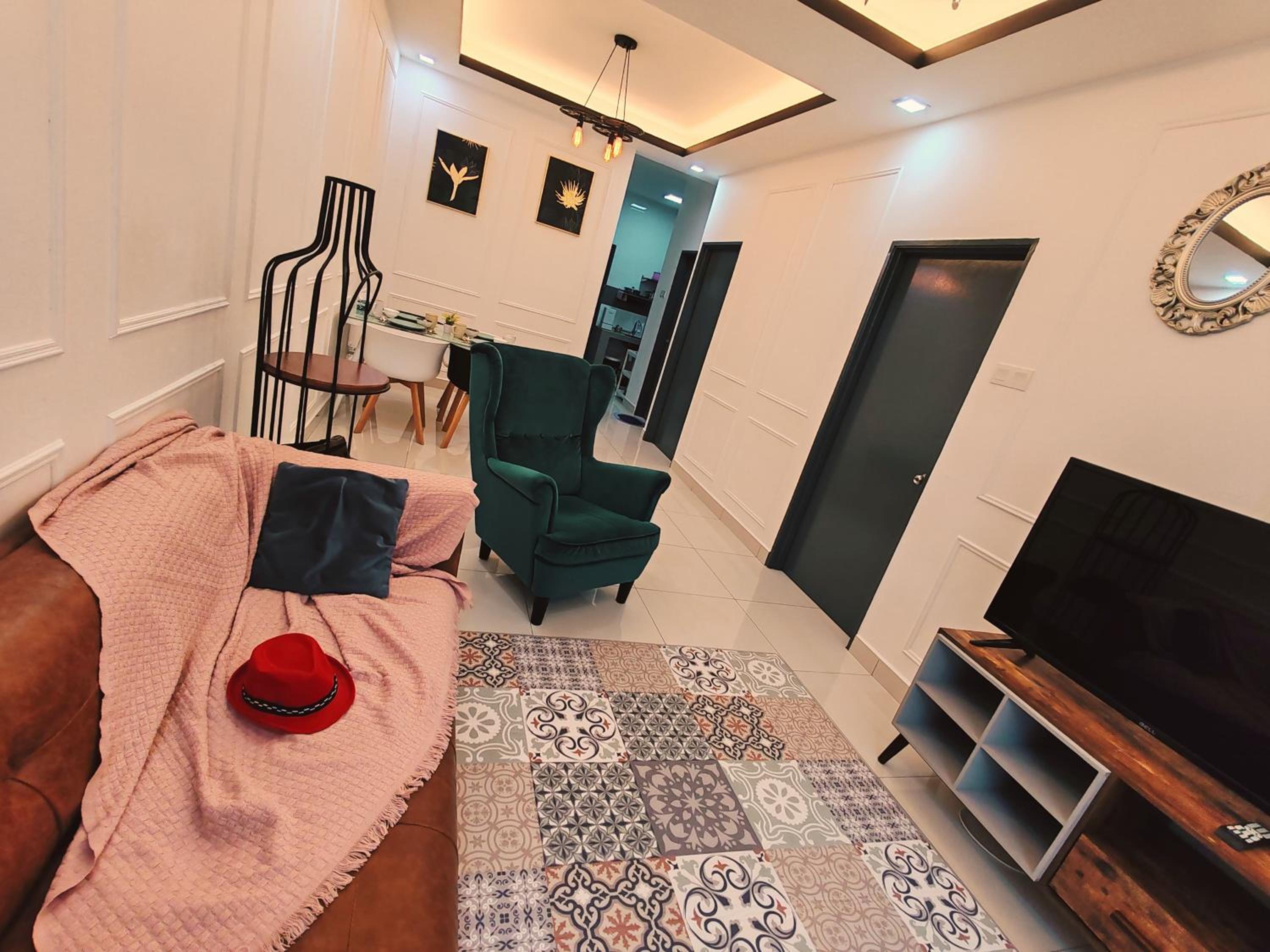 Three-Bedroom Apartment - Photo 20
