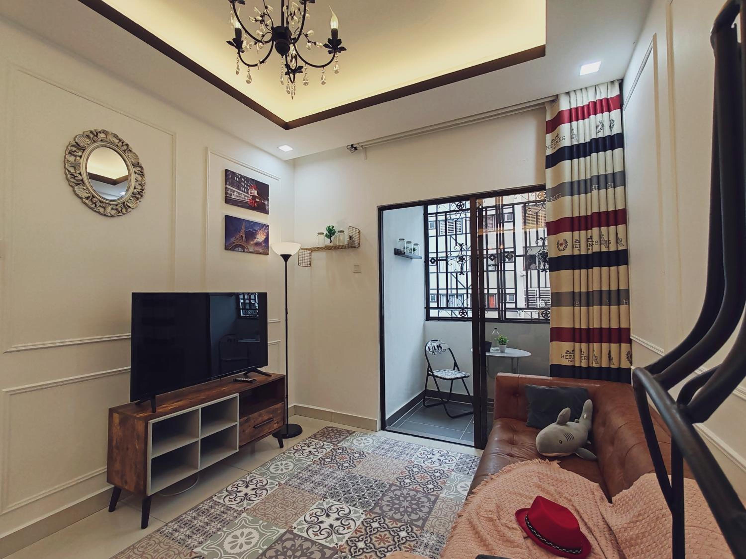 Three-Bedroom Apartment - Photo 1