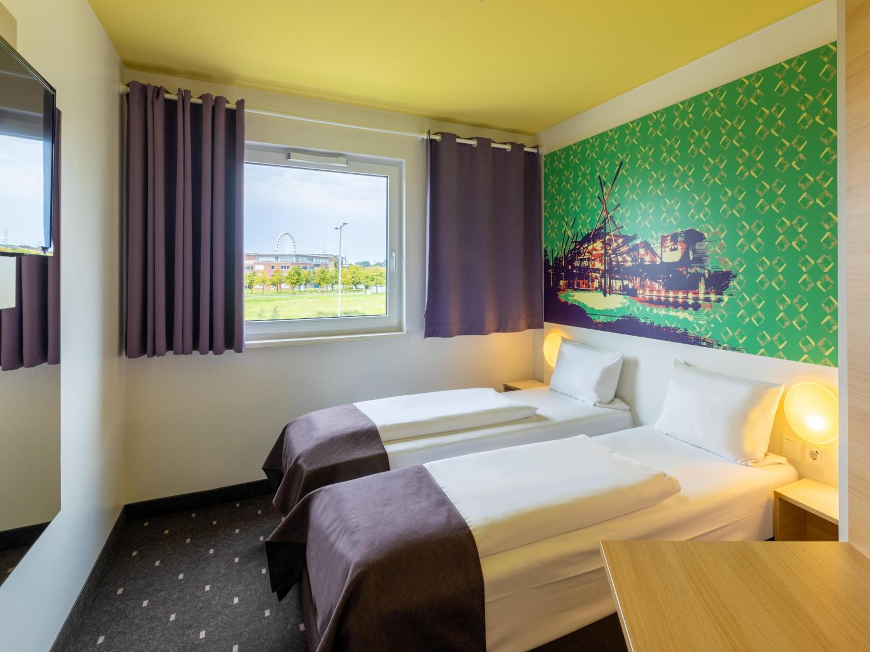 Twin Room - Photo 1