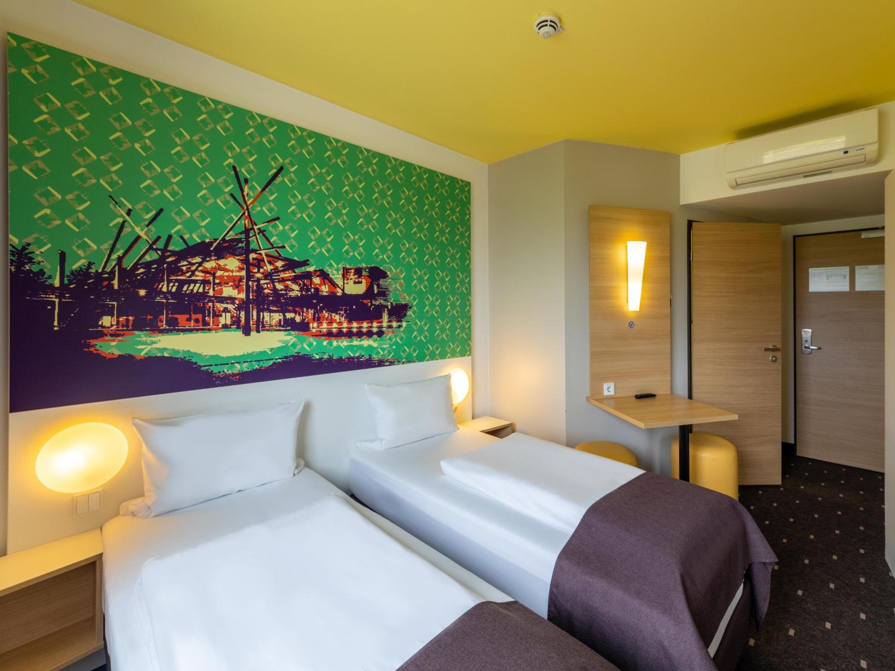 Twin Room - Photo 4