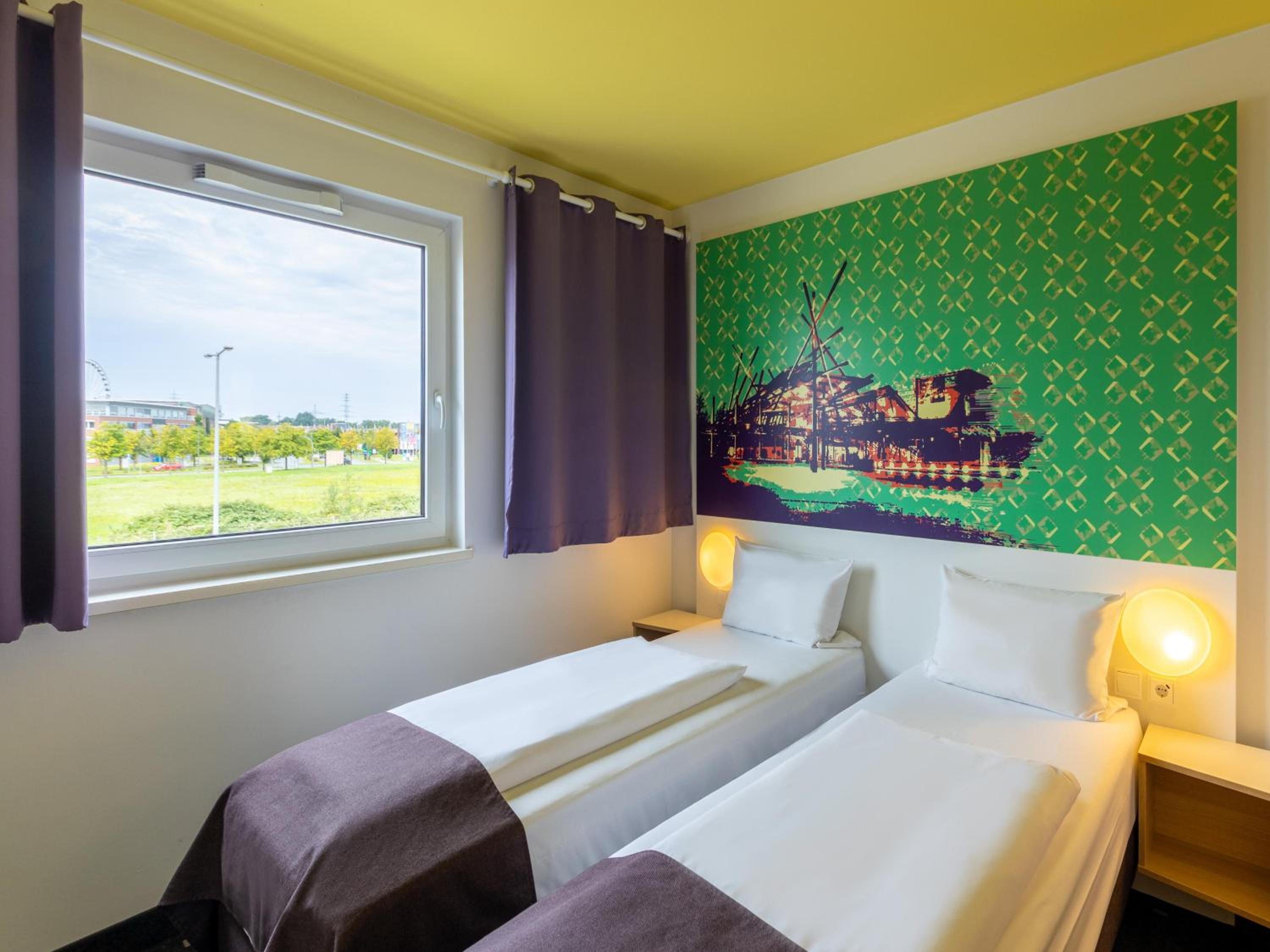 Twin Room - Photo 2