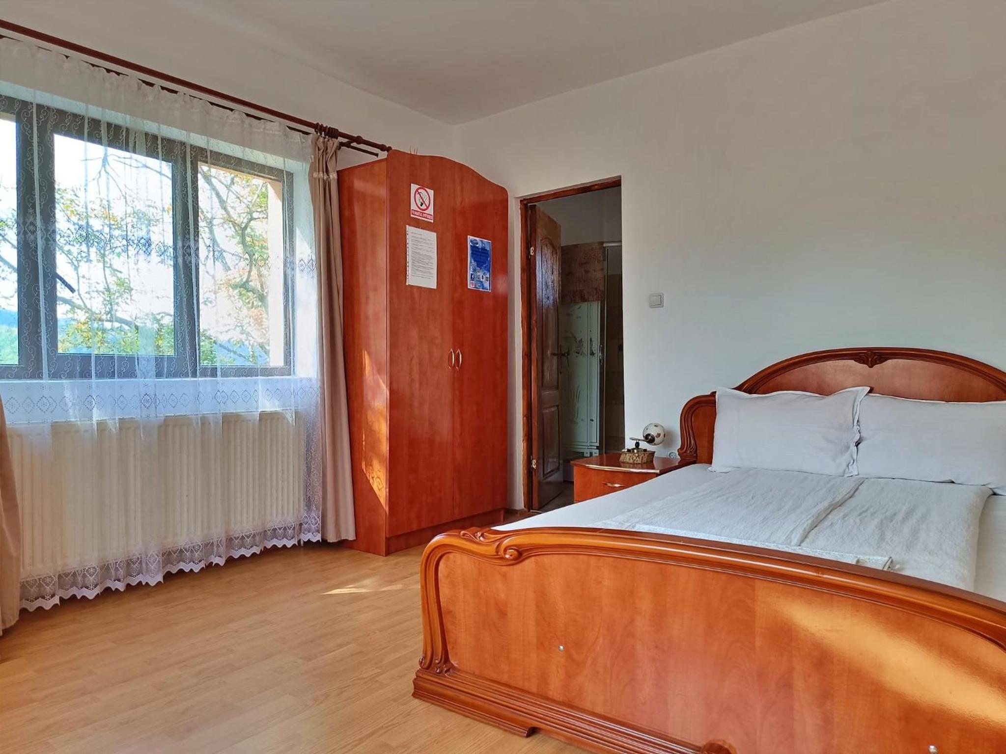 Double Room with Private Bathroom photo 1