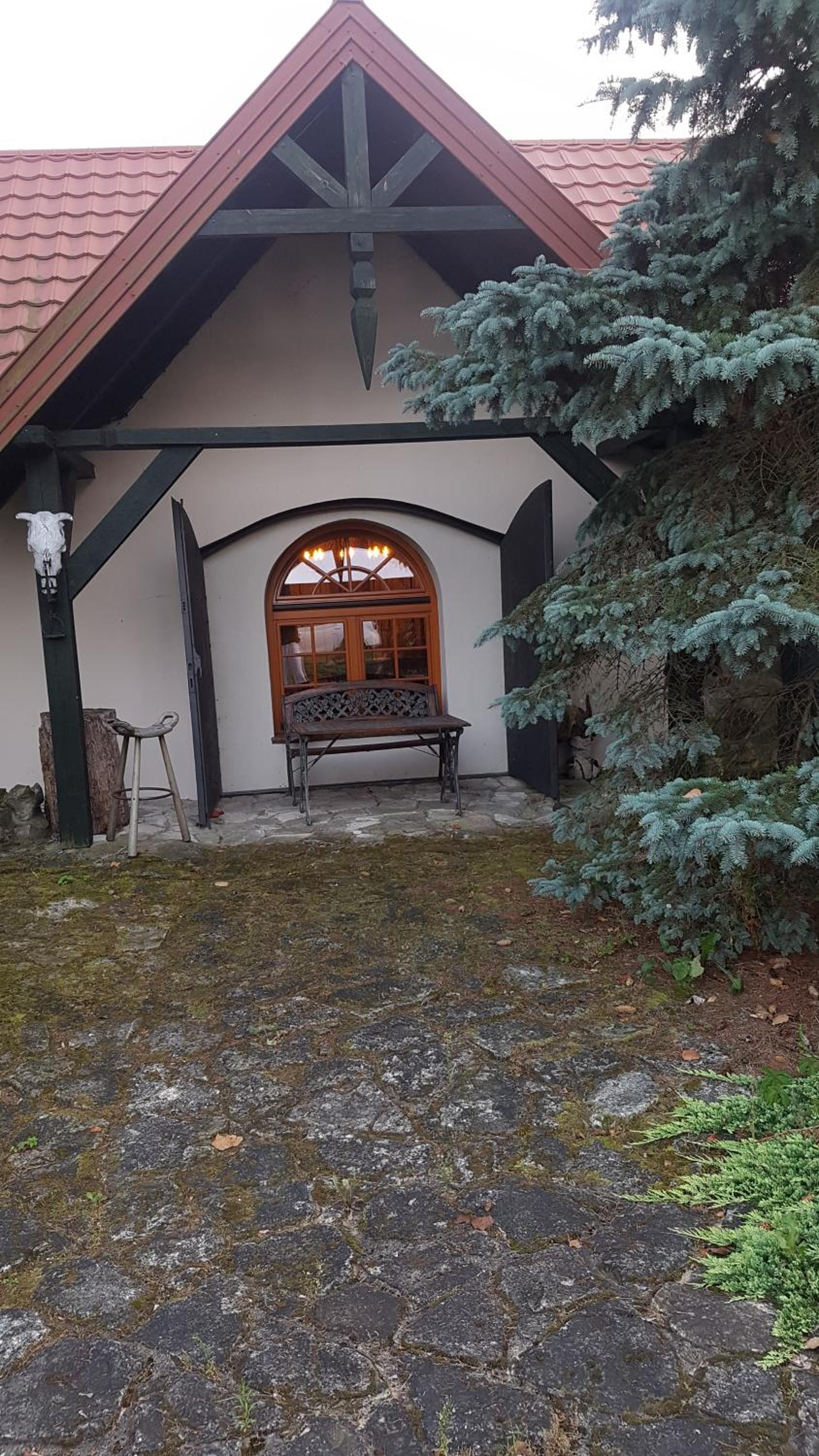 Two-Bedroom House - Photo 3